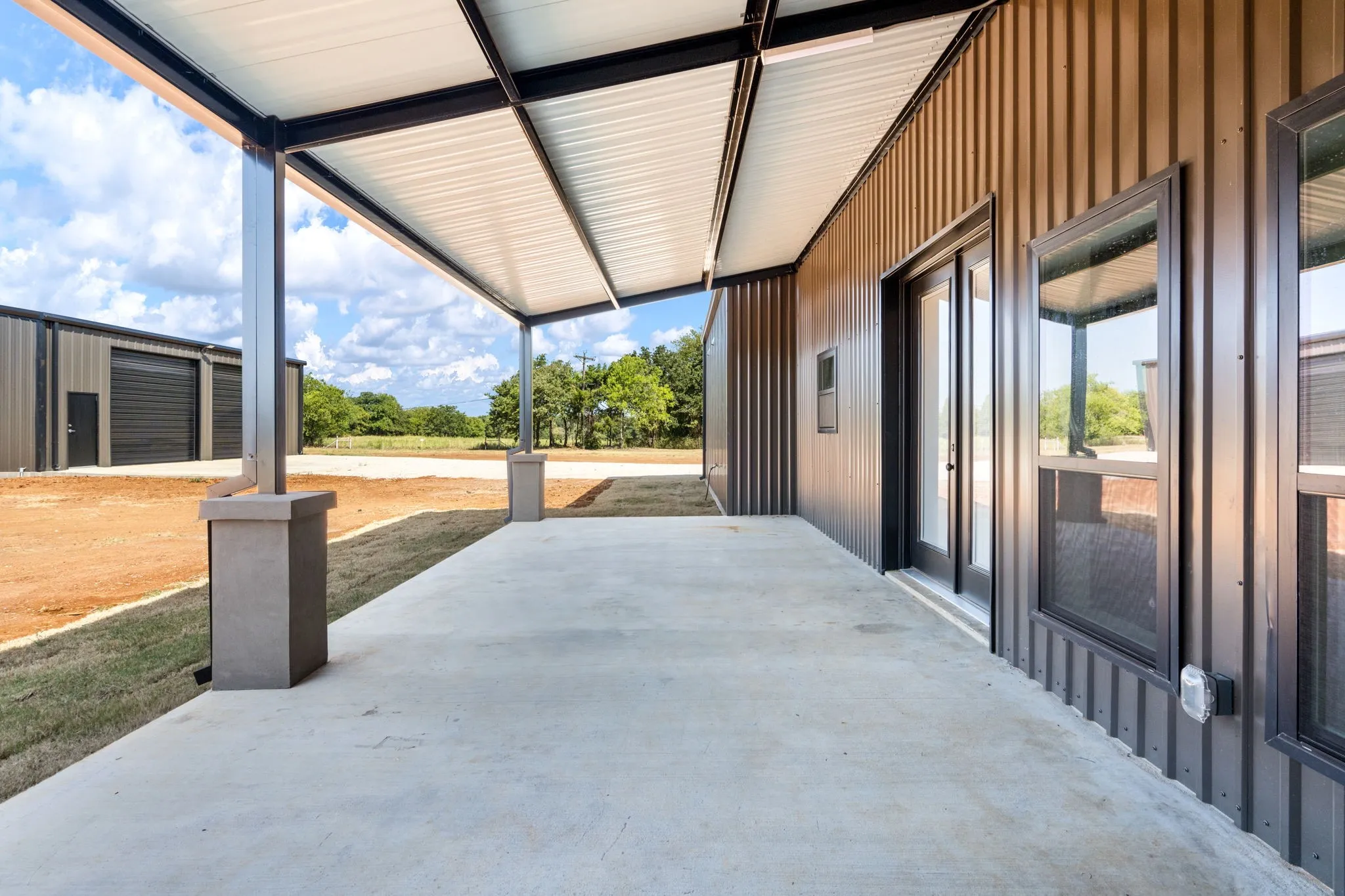 Single Family Residence For Sale in Johnson County , 4258 County Road 204, Alvarado, Texas 76009, 4 Bedroom, 3 Bathroom, 2 Garage spaces, 2,566 Sqft, built in 2026, mls#21367608, Real Estate Agent in Alvarado, Homes For Sale in Johnson county, Homes For Sale in Alvarado, Realtor in Alvarado Texas, Real Estate Brokerage Independent Realty Texas, Luminita Cordes Realtor