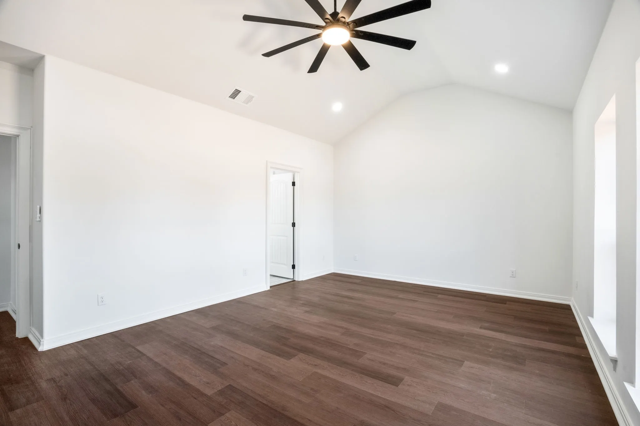 Single Family Residence For Sale in Johnson County , 4258 County Road 204, Alvarado, Texas 76009, 4 Bedroom, 3 Bathroom, 2 Garage spaces, 2,566 Sqft, built in 2026, mls#21367608, Real Estate Agent in Alvarado, Homes For Sale in Johnson county, Homes For Sale in Alvarado, Realtor in Alvarado Texas, Real Estate Brokerage Independent Realty Texas, Luminita Cordes Realtor