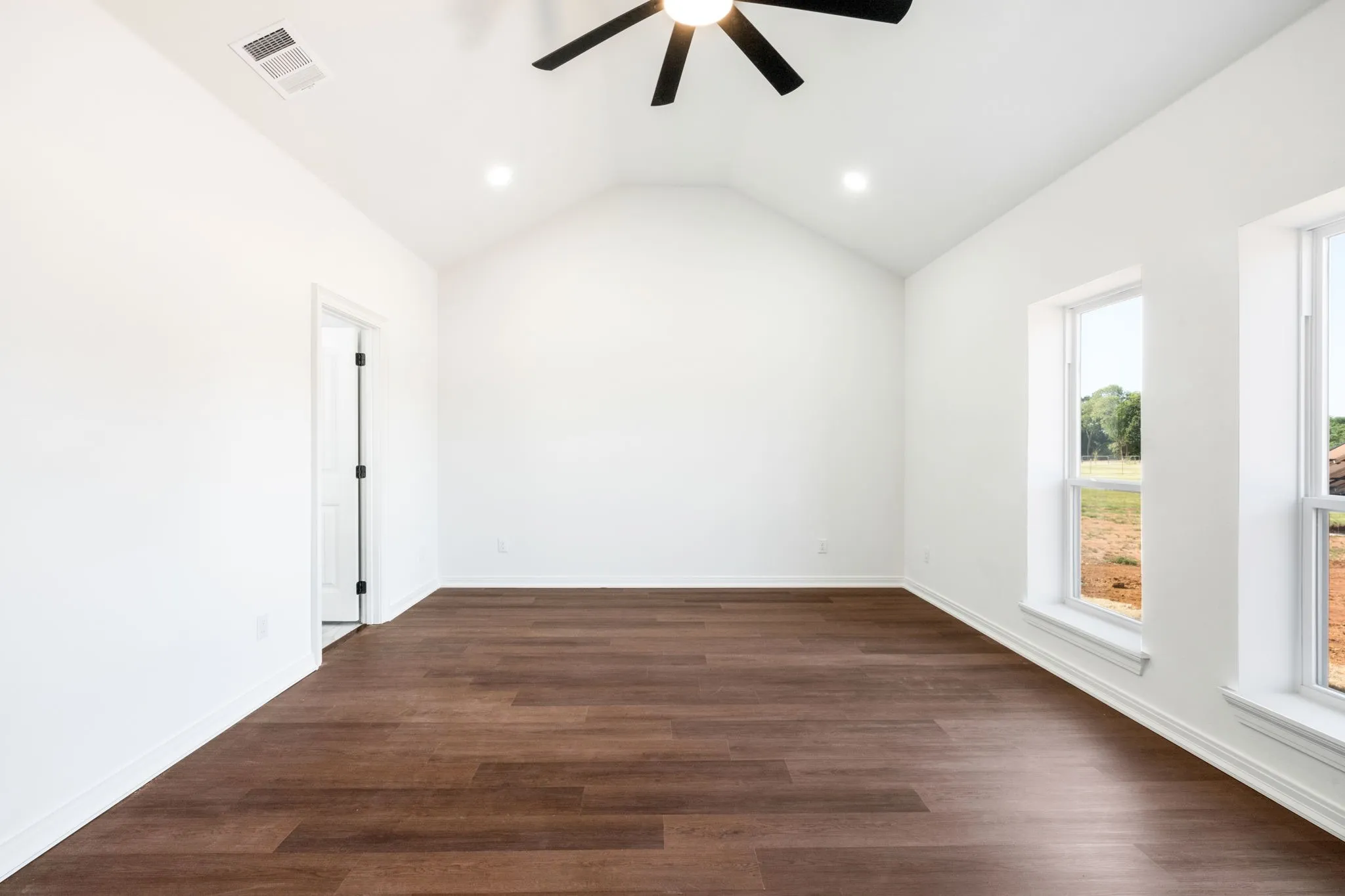 Single Family Residence For Sale in Johnson County , 4258 County Road 204, Alvarado, Texas 76009, 4 Bedroom, 3 Bathroom, 2 Garage spaces, 2,566 Sqft, built in 2026, mls#21367608, Real Estate Agent in Alvarado, Homes For Sale in Johnson county, Homes For Sale in Alvarado, Realtor in Alvarado Texas, Real Estate Brokerage Independent Realty Texas, Luminita Cordes Realtor