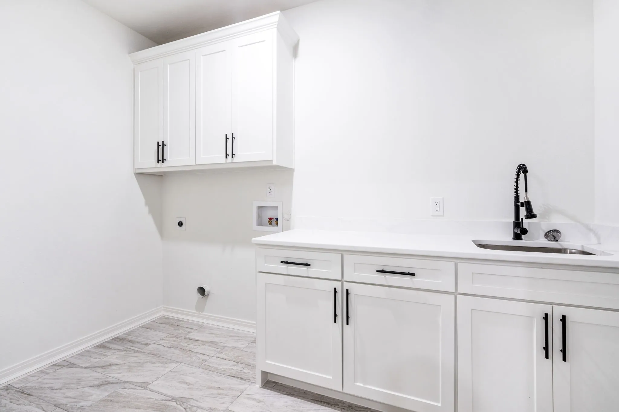 Single Family Residence For Sale in Johnson County , 4258 County Road 204, Alvarado, Texas 76009, 4 Bedroom, 3 Bathroom, 2 Garage spaces, 2,566 Sqft, built in 2026, mls#21367608, Real Estate Agent in Alvarado, Homes For Sale in Johnson county, Homes For Sale in Alvarado, Realtor in Alvarado Texas, Real Estate Brokerage Independent Realty Texas, Luminita Cordes Realtor