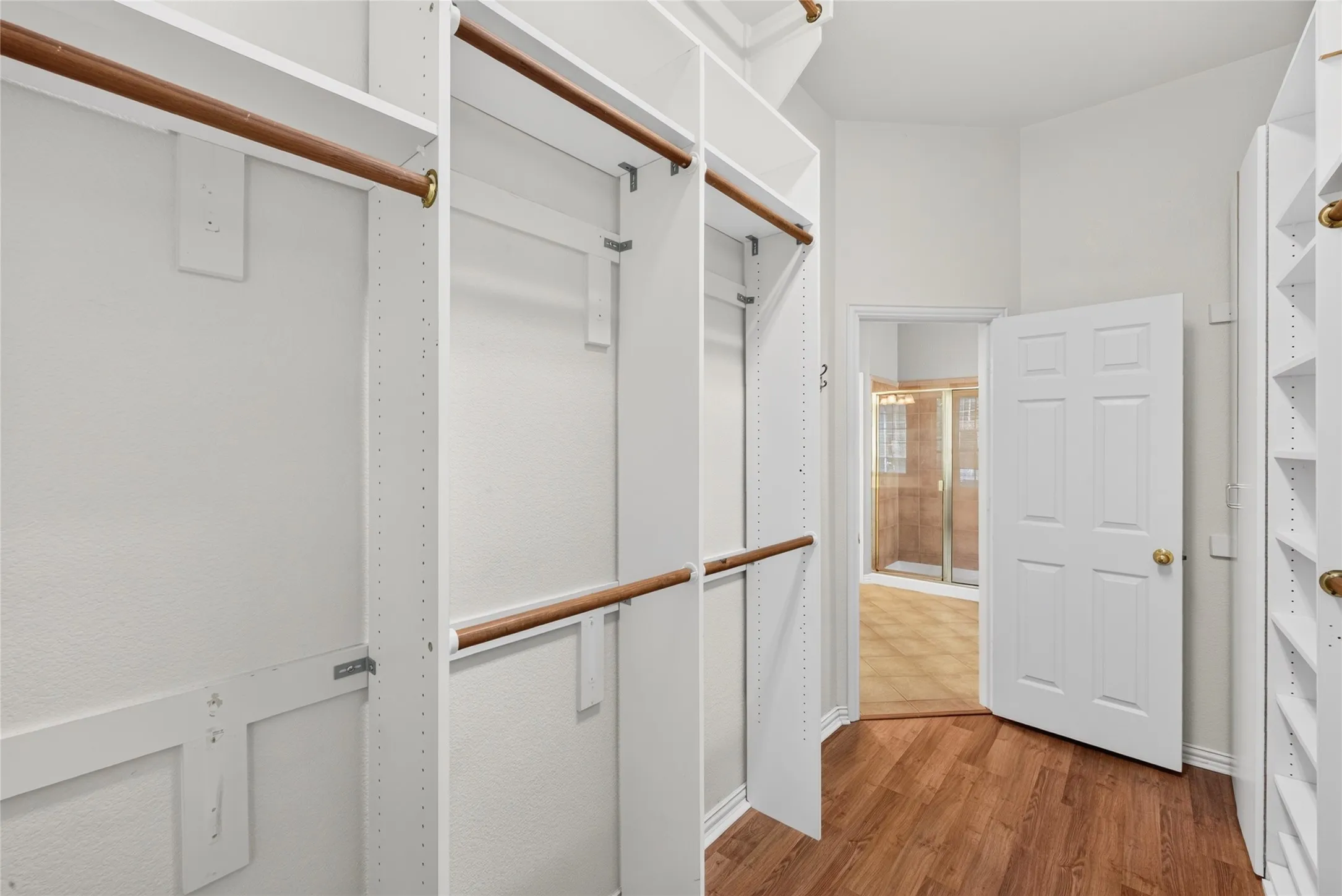Single Family Residence For Rent in Collin County , 8701 Mandevilla Drive, Plano, Texas 75024, 4 Bedroom, 4 Bathroom, 3 Garage spaces, 4,024 Sqft, built in 2002, mls#21367846, Real Estate Agent in Plano, Homes For Rent in Collin county, Homes For Rent in Plano, Realtor in Plano Texas, Real Estate Brokerage Independent Realty Texas, Luminita Cordes Realtor