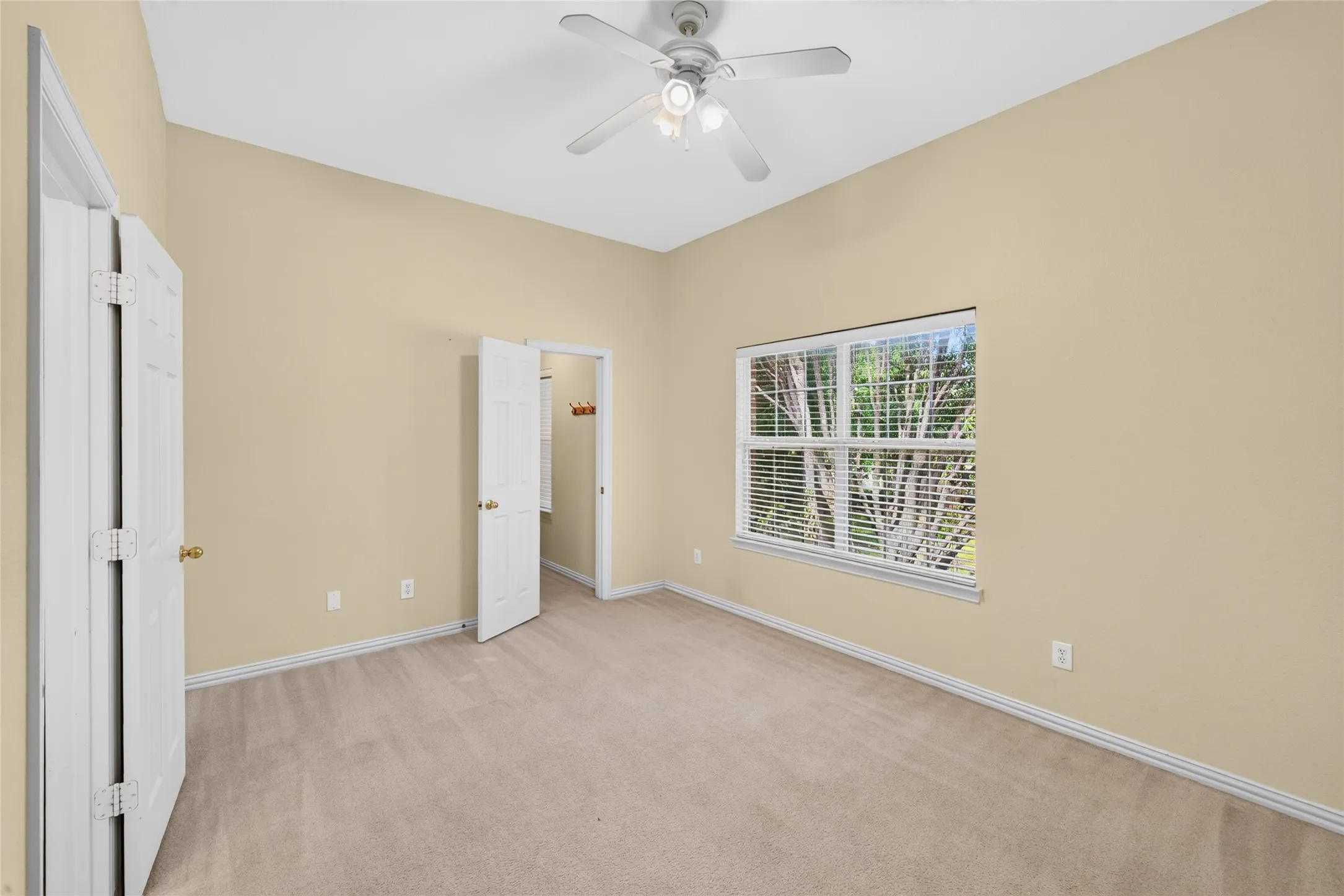 Single Family Residence For Rent in Collin County , 8701 Mandevilla Drive, Plano, Texas 75024, 4 Bedroom, 4 Bathroom, 3 Garage spaces, 4,024 Sqft, built in 2002, mls#21367846, Real Estate Agent in Plano, Homes For Rent in Collin county, Homes For Rent in Plano, Realtor in Plano Texas, Real Estate Brokerage Independent Realty Texas, Luminita Cordes Realtor
