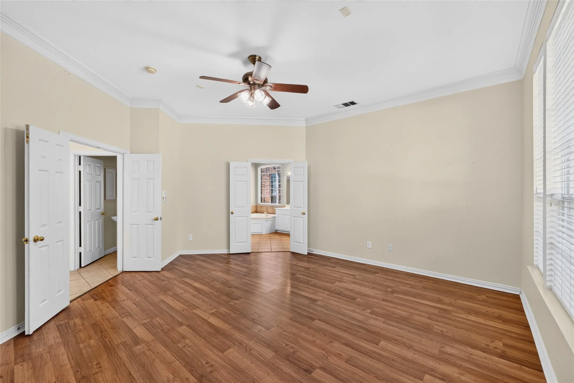Single Family Residence For Rent in Collin County , 8701 Mandevilla Drive, Plano, Texas 75024, 4 Bedroom, 4 Bathroom, 3 Garage spaces, 4,024 Sqft, built in 2002, mls#21367846, Real Estate Agent in Plano, Homes For Rent in Collin county, Homes For Rent in Plano, Realtor in Plano Texas, Real Estate Brokerage Independent Realty Texas, Luminita Cordes Realtor