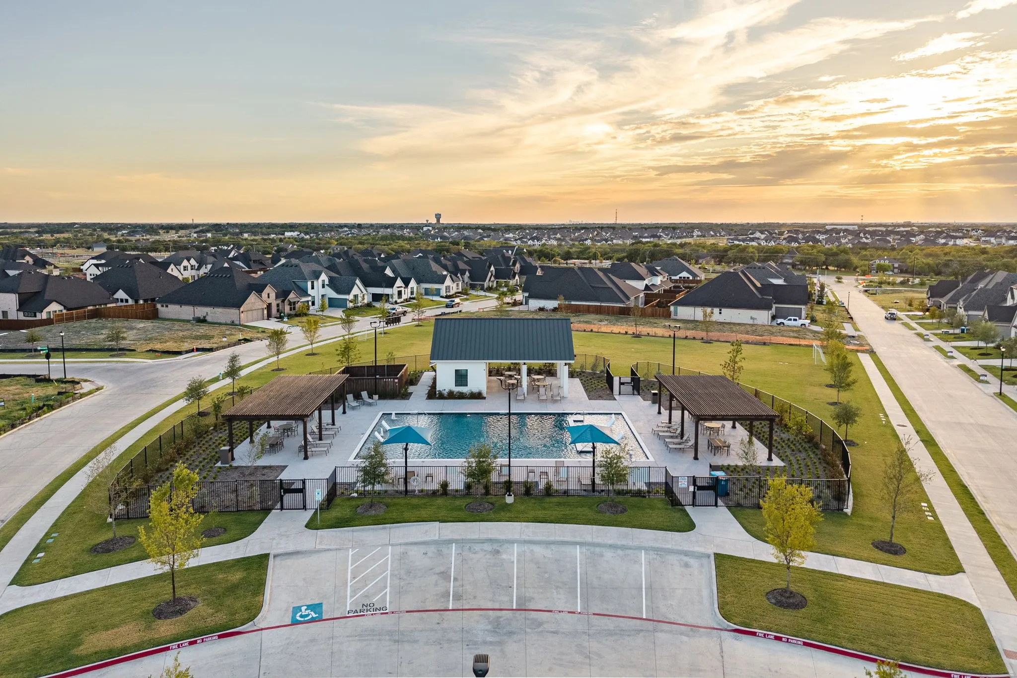Single Family Residence For Sale in Rockwall County , 3123 Bexar Street, Rockwall, Texas 75032, 5 Bedroom, 6 Bathroom, 3 Garage spaces, 3,948 Sqft, built in 2025, mls#21366582, Real Estate Agent in Rockwall, Homes For Sale in Rockwall county, Homes For Sale in Rockwall, Realtor in Rockwall Texas, Real Estate Brokerage Independent Realty Texas, Luminita Cordes Realtor