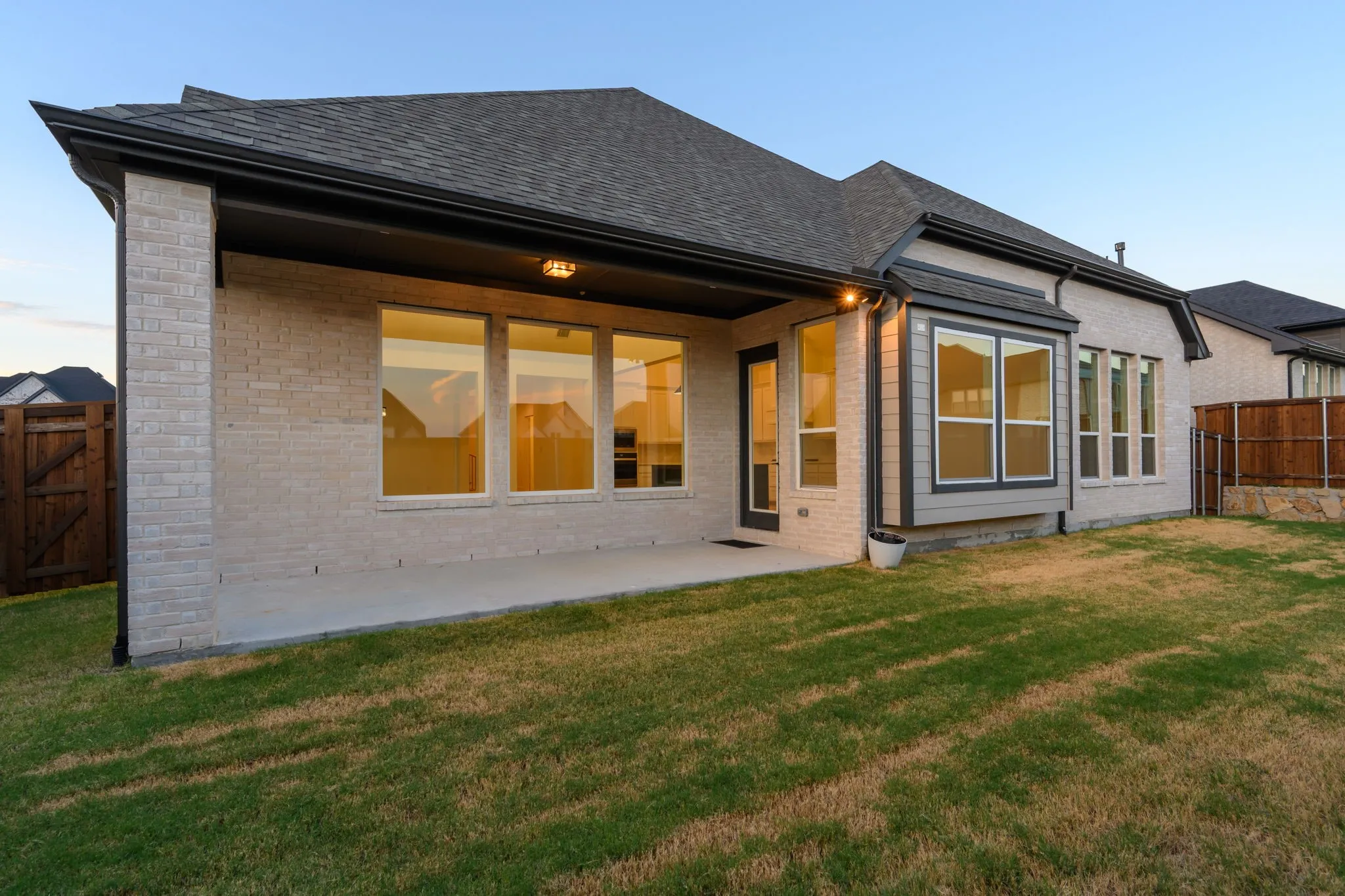 Single Family Residence For Sale in Rockwall County , 3123 Bexar Street, Rockwall, Texas 75032, 5 Bedroom, 6 Bathroom, 3 Garage spaces, 3,948 Sqft, built in 2025, mls#21366582, Real Estate Agent in Rockwall, Homes For Sale in Rockwall county, Homes For Sale in Rockwall, Realtor in Rockwall Texas, Real Estate Brokerage Independent Realty Texas, Luminita Cordes Realtor