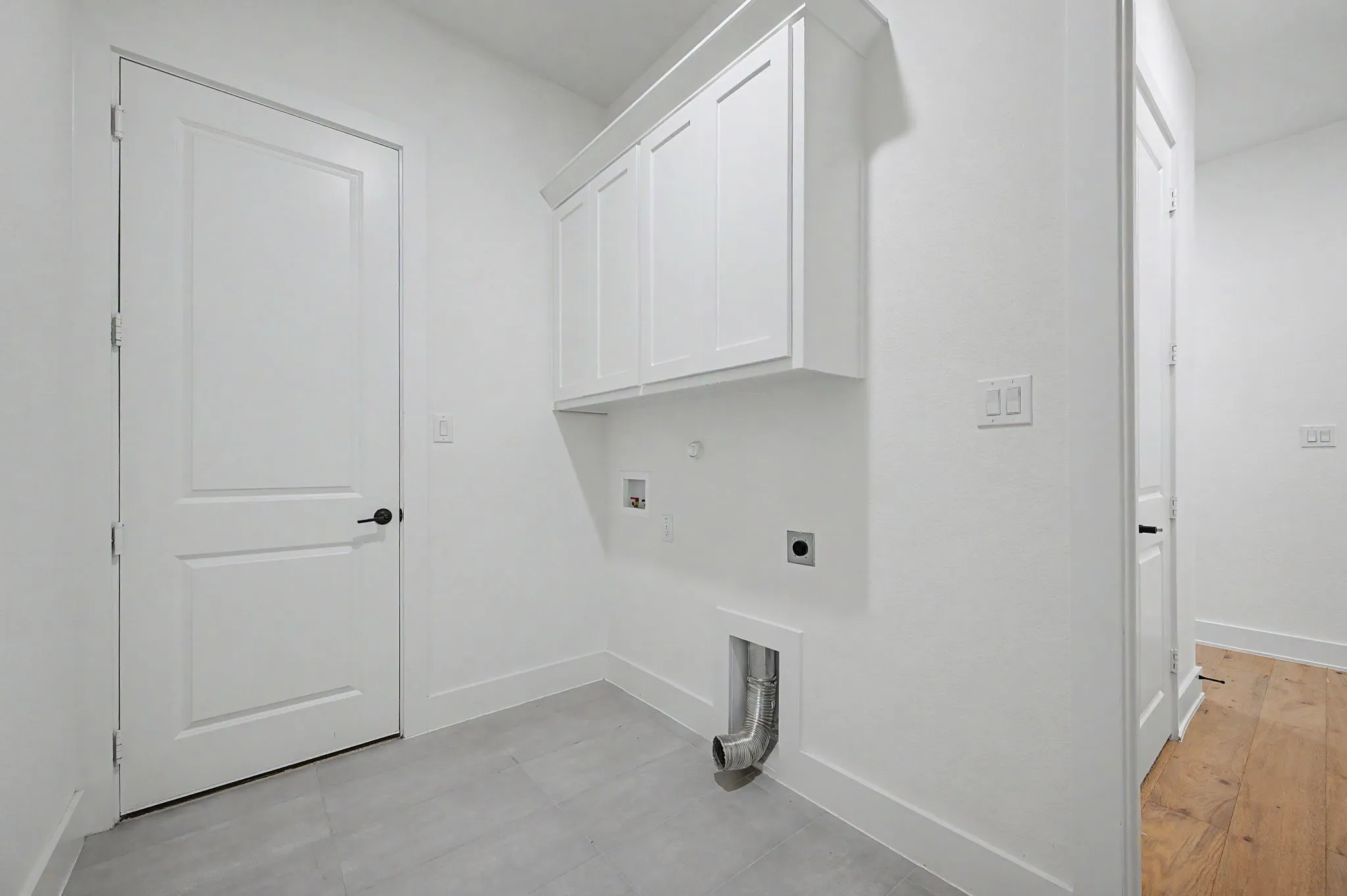 Single Family Residence For Sale in Rockwall County , 3123 Bexar Street, Rockwall, Texas 75032, 5 Bedroom, 6 Bathroom, 3 Garage spaces, 3,948 Sqft, built in 2025, mls#21366582, Real Estate Agent in Rockwall, Homes For Sale in Rockwall county, Homes For Sale in Rockwall, Realtor in Rockwall Texas, Real Estate Brokerage Independent Realty Texas, Luminita Cordes Realtor