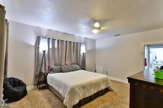 Single Family Residence For Rent in Taylor County , 1010 Stowe Street, Abilene, Texas 79605, 3 Bedroom, 1 Bathroom, 2 Garage spaces, 1,580 Sqft, built in 1935, mls#21368036, Real Estate Agent in Abilene, Homes For Rent in Taylor county, Homes For Rent in Abilene, Realtor in Abilene Texas, Real Estate Brokerage Independent Realty Texas, Luminita Cordes Realtor