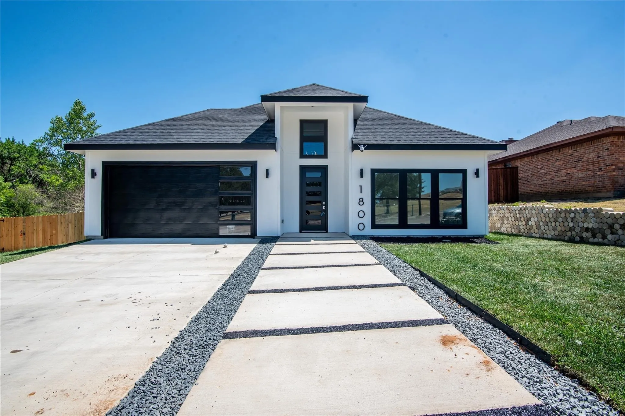 Single Family Residence For Rent in Dallas County , 1800 Kirnwood Drive, Dallas, Texas 75232, 4 Bedroom, 2 Bathroom, 2 Garage spaces, 2,070 Sqft, built in 2022, mls#21366057, Real Estate Agent in Dallas, Homes For Rent in Dallas county, Homes For Rent in Dallas, Realtor in Dallas Texas, Real Estate Brokerage Independent Realty Texas, Luminita Cordes Realtor