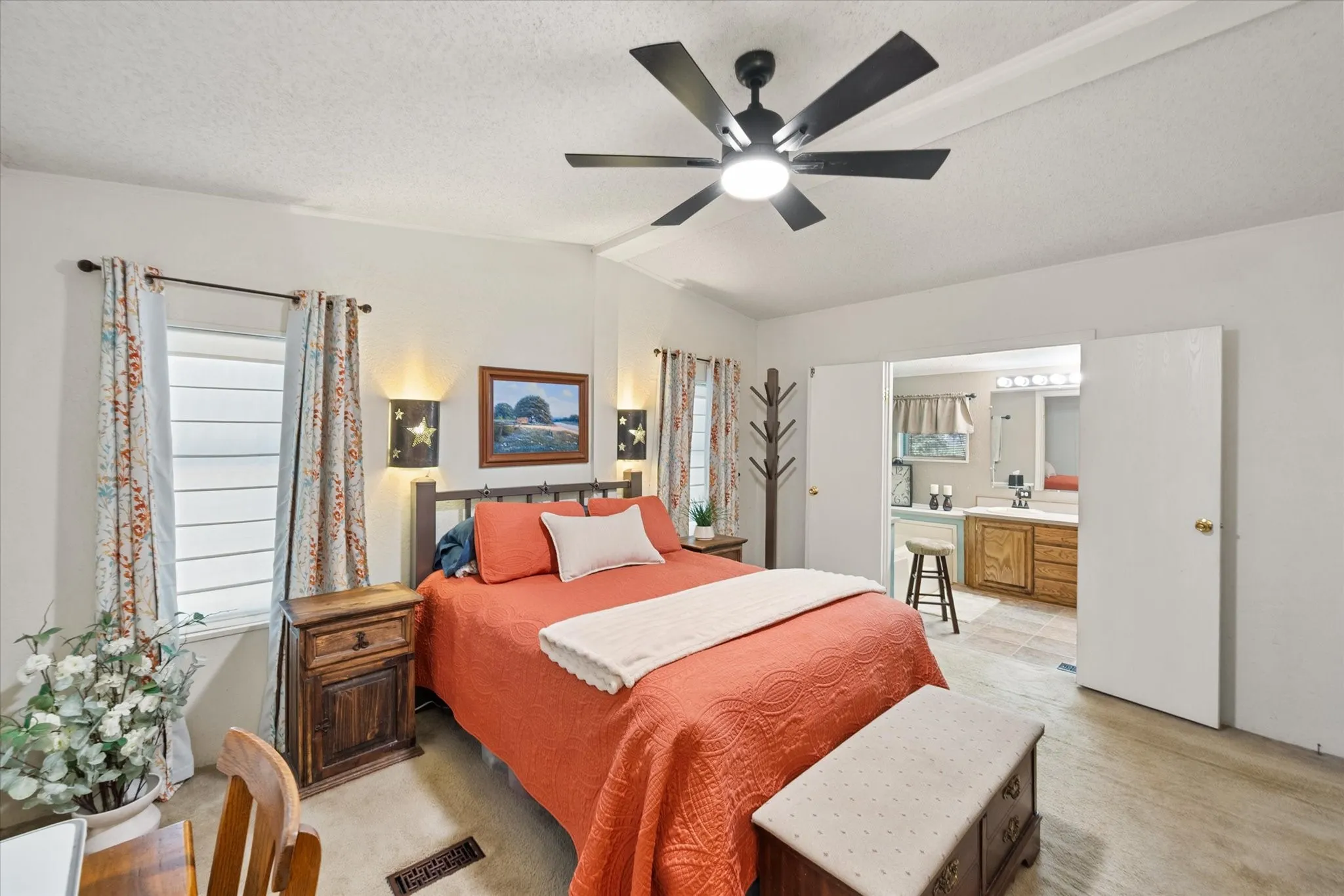 Mobile Home For Sale in Parker County , 576 Threatt, Weatherford, Texas 76088, 3 Bedroom, 2 Bathroom, Garage spaces, 1,568 Sqft, built in 2001, mls#21368019, Real Estate Agent in Weatherford, Homes For Sale in Parker county, Homes For Sale in Weatherford, Realtor in Weatherford Texas, Real Estate Brokerage Independent Realty Texas, Luminita Cordes Realtor