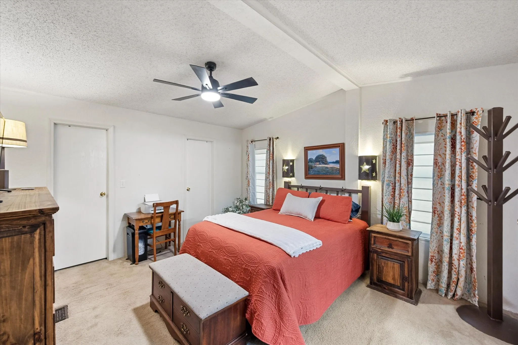 Mobile Home For Sale in Parker County , 576 Threatt, Weatherford, Texas 76088, 3 Bedroom, 2 Bathroom, Garage spaces, 1,568 Sqft, built in 2001, mls#21368019, Real Estate Agent in Weatherford, Homes For Sale in Parker county, Homes For Sale in Weatherford, Realtor in Weatherford Texas, Real Estate Brokerage Independent Realty Texas, Luminita Cordes Realtor