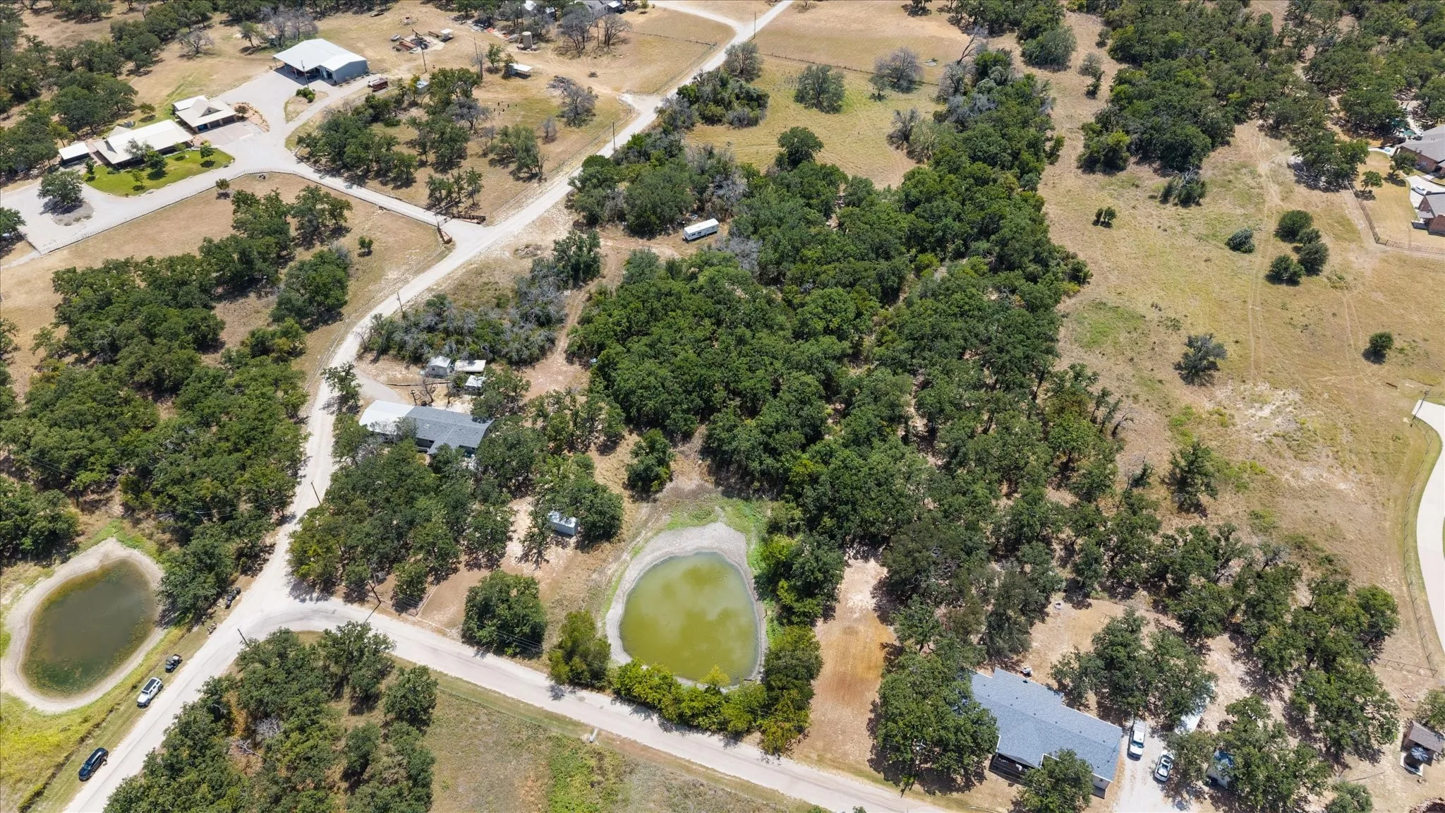 Mobile Home For Sale in Parker County , 576 Threatt, Weatherford, Texas 76088, 3 Bedroom, 2 Bathroom, Garage spaces, 1,568 Sqft, built in 2001, mls#21368019, Real Estate Agent in Weatherford, Homes For Sale in Parker county, Homes For Sale in Weatherford, Realtor in Weatherford Texas, Real Estate Brokerage Independent Realty Texas, Luminita Cordes Realtor