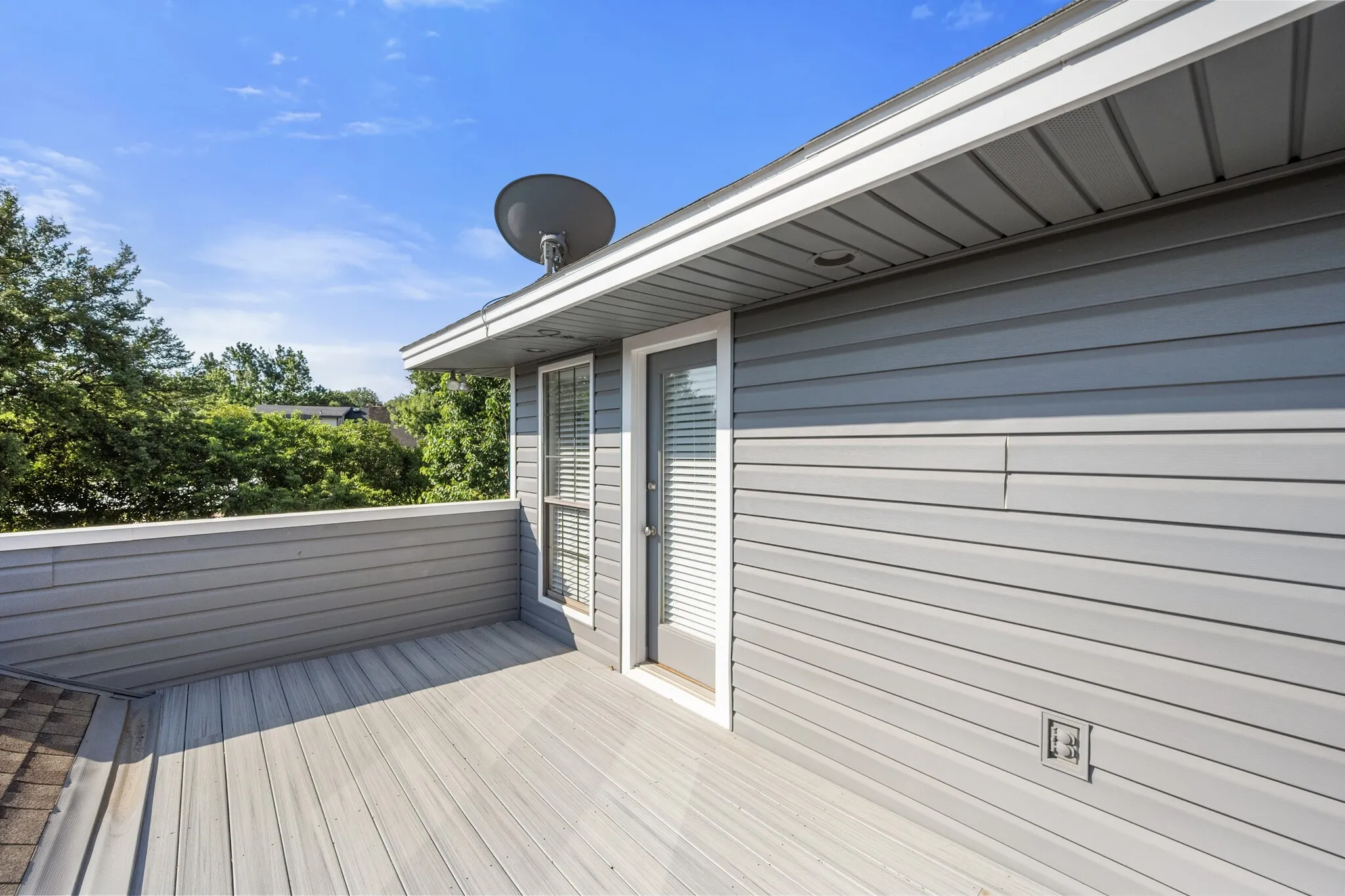 Single Family Residence For Sale in Tarrant County , 4351 Bullfinch Court, Fort Worth, Texas 76133, 3 Bedroom, 3 Bathroom, 2 Garage spaces, 3,164 Sqft, built in 1977, mls#21368061, Real Estate Agent in Fort Worth, Homes For Sale in Tarrant county, Homes For Sale in Fort Worth, Realtor in Fort Worth Texas, Real Estate Brokerage Independent Realty Texas, Luminita Cordes Realtor