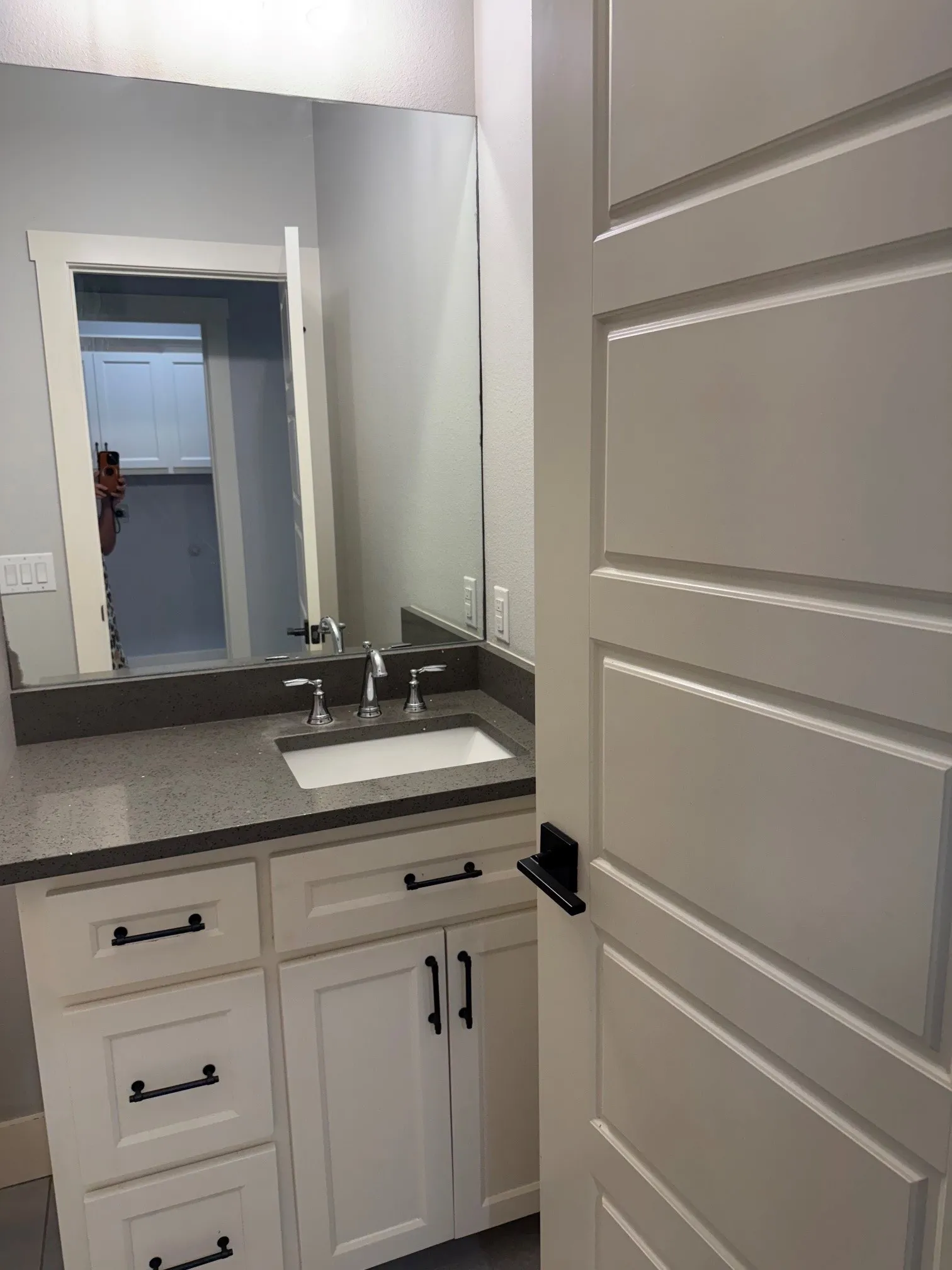 Single Family Residence For Rent in Grayson County , 4906 Dry Creek Road, Sherman, Texas 75092, 3 Bedroom, 2 Bathroom, 2 Garage spaces, 1,604 Sqft, built in 2022, mls#21346927, Real Estate Agent in Sherman, Homes For Rent in Grayson county, Homes For Rent in Sherman, Realtor in Sherman Texas, Real Estate Brokerage Independent Realty Texas, Luminita Cordes Realtor