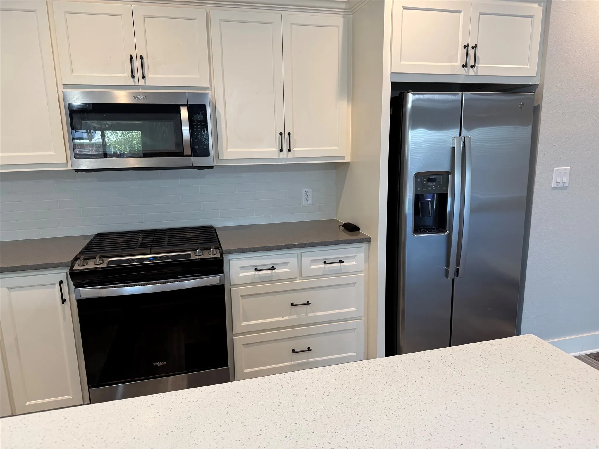 Single Family Residence For Rent in Grayson County , 4906 Dry Creek Road, Sherman, Texas 75092, 3 Bedroom, 2 Bathroom, 2 Garage spaces, 1,604 Sqft, built in 2022, mls#21346927, Real Estate Agent in Sherman, Homes For Rent in Grayson county, Homes For Rent in Sherman, Realtor in Sherman Texas, Real Estate Brokerage Independent Realty Texas, Luminita Cordes Realtor