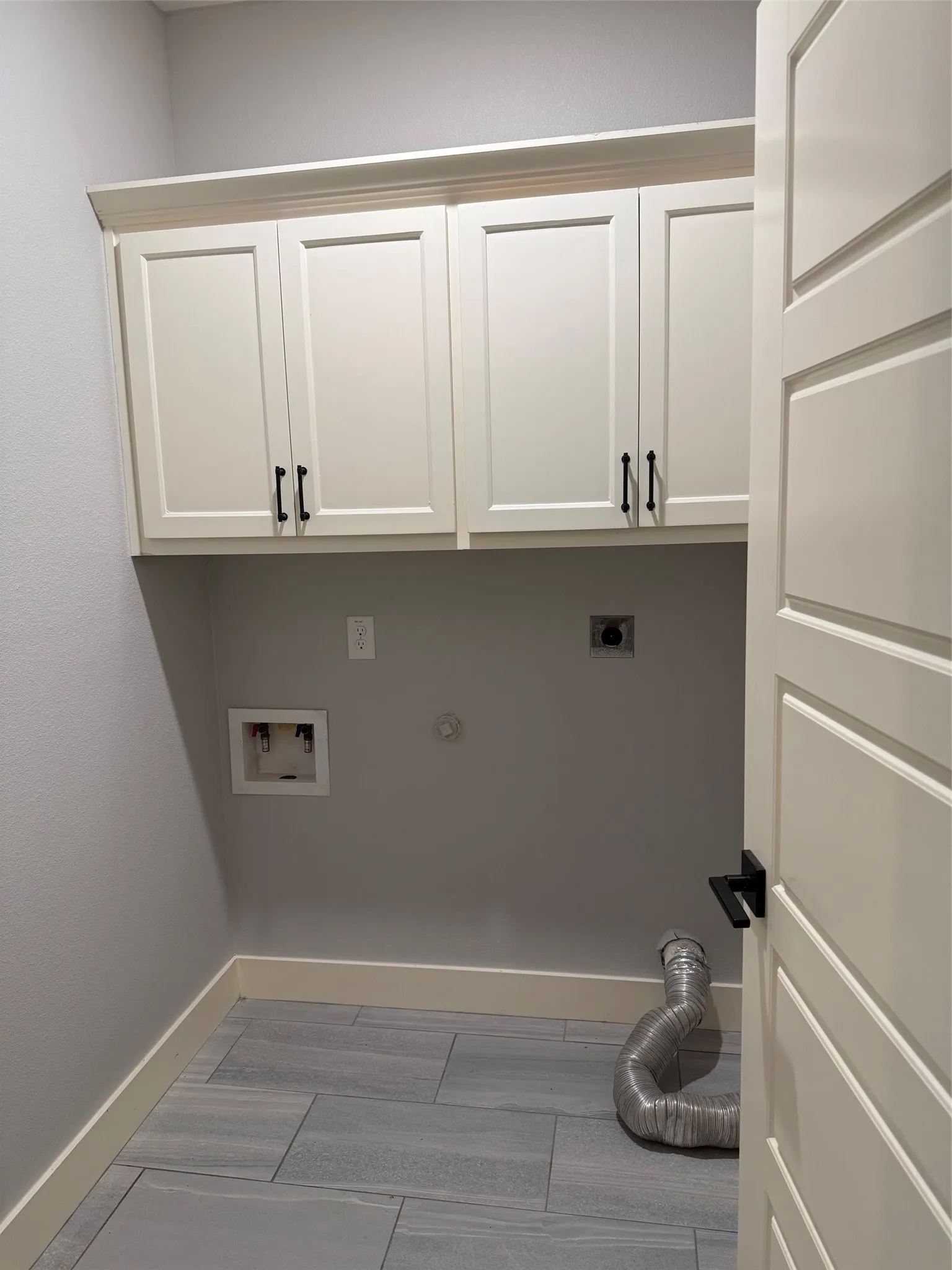 Single Family Residence For Rent in Grayson County , 4906 Dry Creek Road, Sherman, Texas 75092, 3 Bedroom, 2 Bathroom, 2 Garage spaces, 1,604 Sqft, built in 2022, mls#21346927, Real Estate Agent in Sherman, Homes For Rent in Grayson county, Homes For Rent in Sherman, Realtor in Sherman Texas, Real Estate Brokerage Independent Realty Texas, Luminita Cordes Realtor