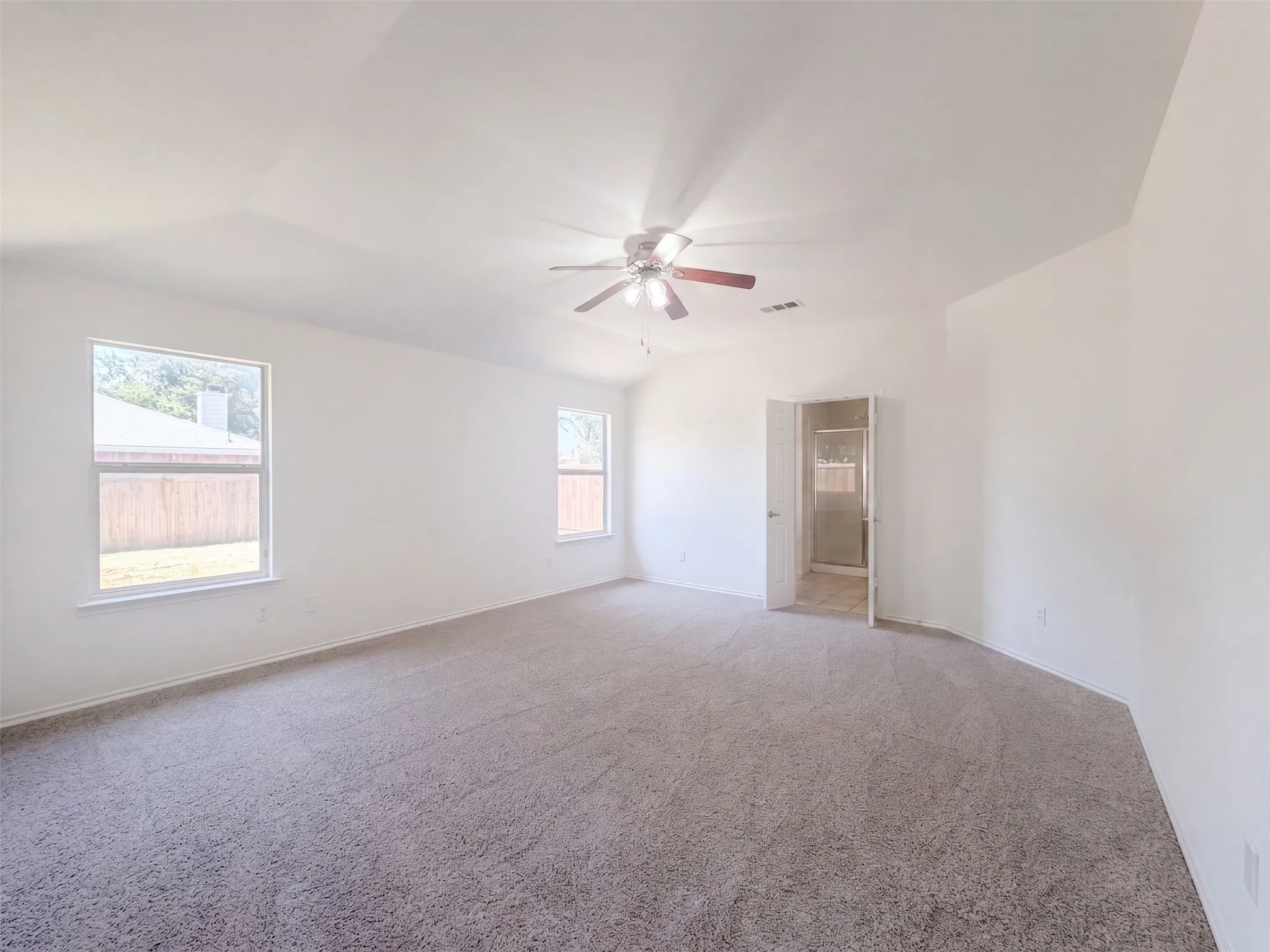 Single Family Residence For Sale in Collin County , 905 Acacia Drive, Anna, Texas 75409, 3 Bedroom, 2 Bathroom, 2 Garage spaces, 1,659 Sqft, built in 2005, mls#21368071, Real Estate Agent in Anna, Homes For Sale in Collin county, Homes For Sale in Anna, Realtor in Anna Texas, Real Estate Brokerage Independent Realty Texas, Luminita Cordes Realtor