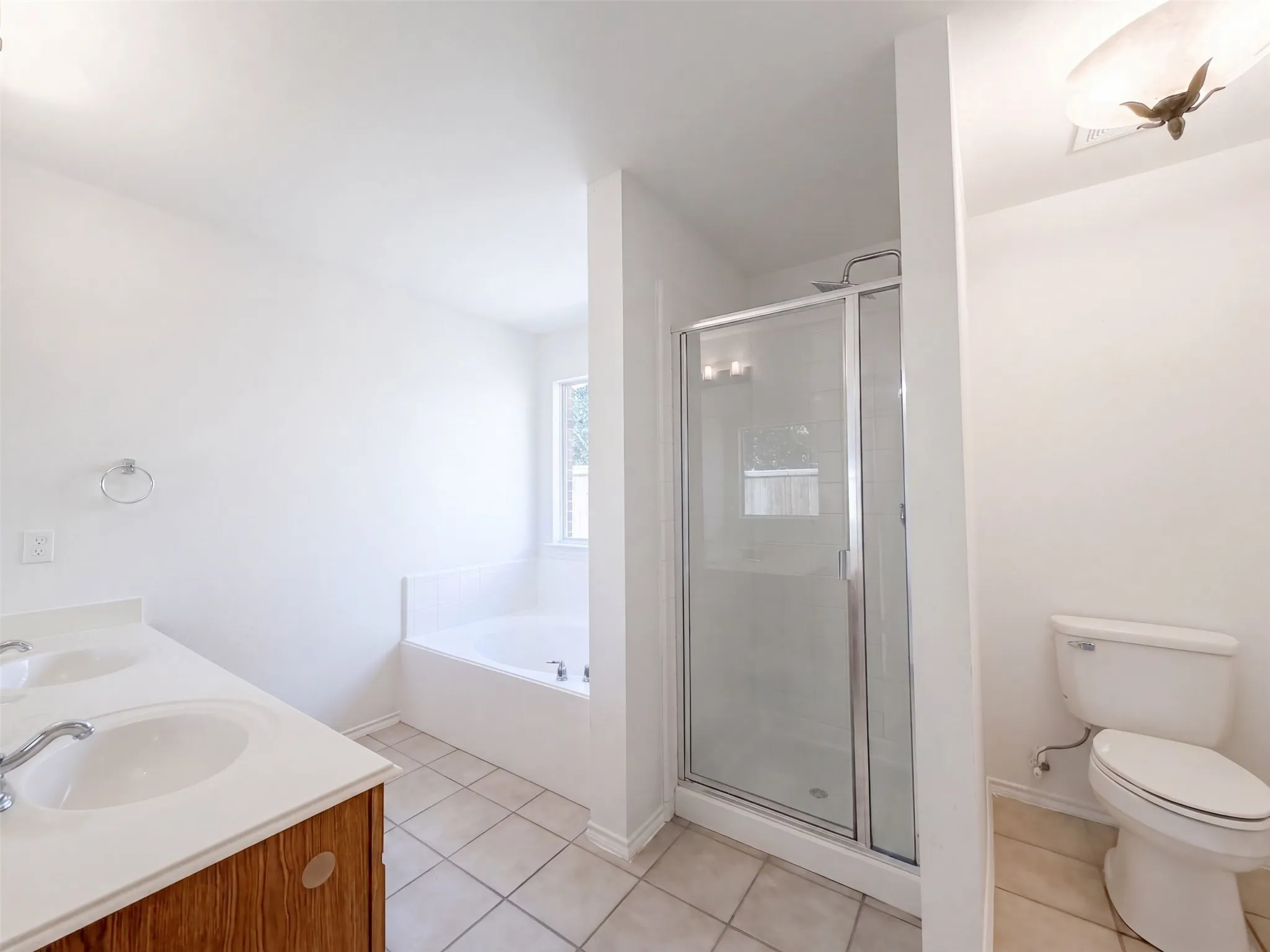 Single Family Residence For Sale in Collin County , 905 Acacia Drive, Anna, Texas 75409, 3 Bedroom, 2 Bathroom, 2 Garage spaces, 1,659 Sqft, built in 2005, mls#21368071, Real Estate Agent in Anna, Homes For Sale in Collin county, Homes For Sale in Anna, Realtor in Anna Texas, Real Estate Brokerage Independent Realty Texas, Luminita Cordes Realtor