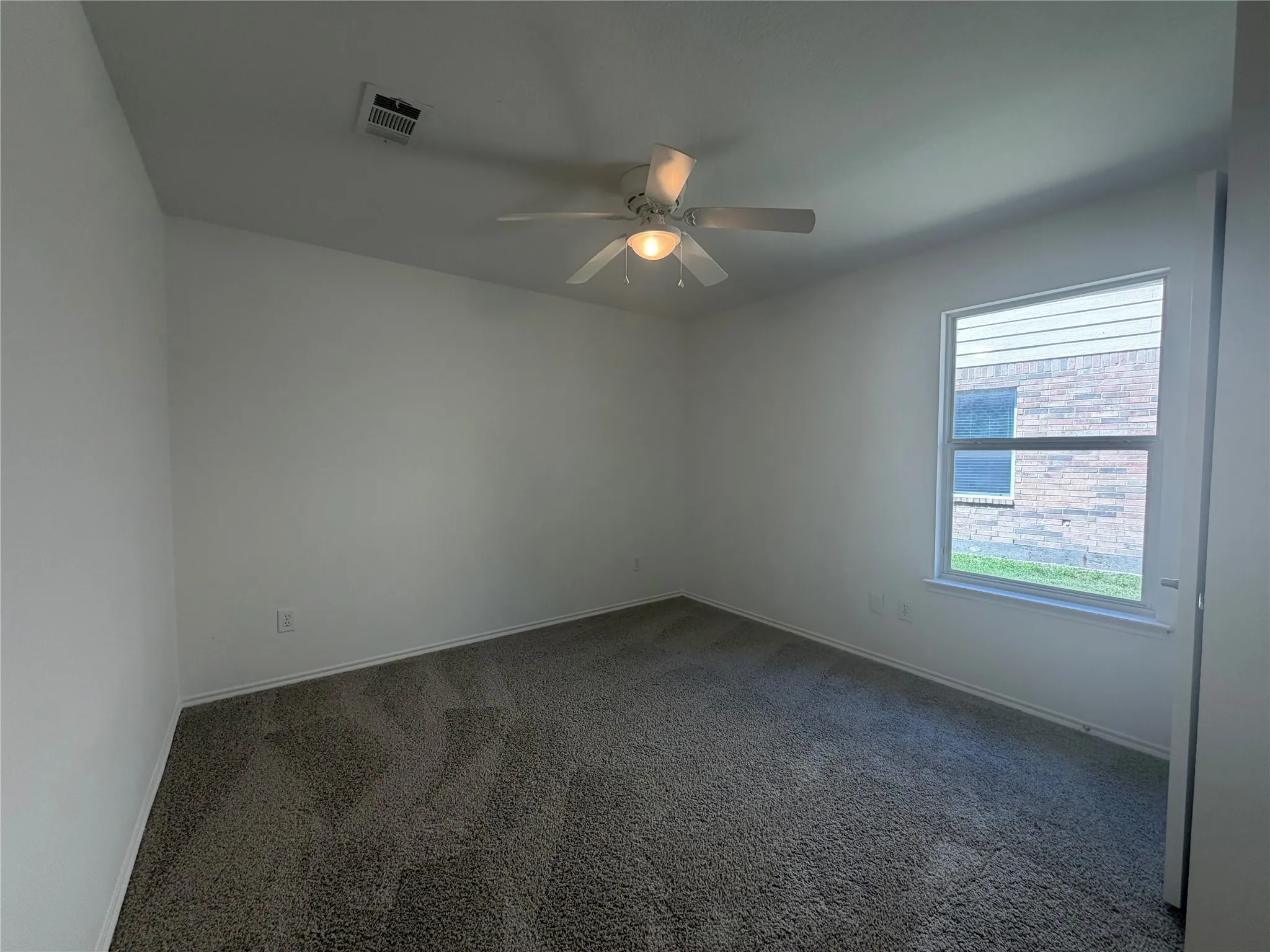 Single Family Residence For Sale in Collin County , 905 Acacia Drive, Anna, Texas 75409, 3 Bedroom, 2 Bathroom, 2 Garage spaces, 1,659 Sqft, built in 2005, mls#21368071, Real Estate Agent in Anna, Homes For Sale in Collin county, Homes For Sale in Anna, Realtor in Anna Texas, Real Estate Brokerage Independent Realty Texas, Luminita Cordes Realtor