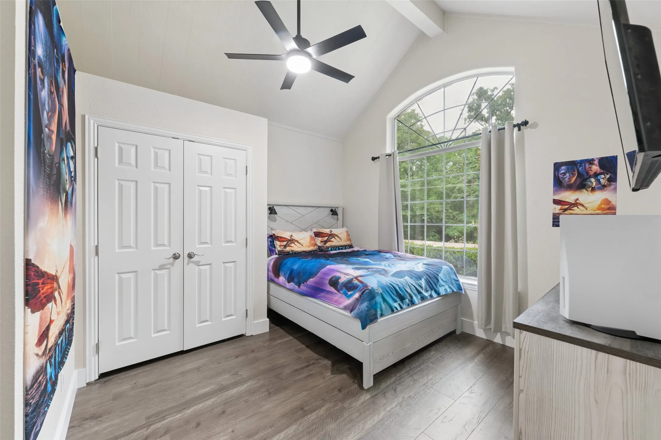 Single Family Residence For Rent in Henderson County , 109 Enchanted Drive, Enchanted Oaks, Texas 75156, 4 Bedroom, 2 Bathroom, 2 Garage spaces, 2,842 Sqft, built in 1998, mls#21367991, Real Estate Agent in Enchanted Oaks, Homes For Rent in Henderson county, Homes For Rent in Enchanted Oaks, Realtor in Enchanted Oaks Texas, Real Estate Brokerage Independent Realty Texas, Luminita Cordes Realtor