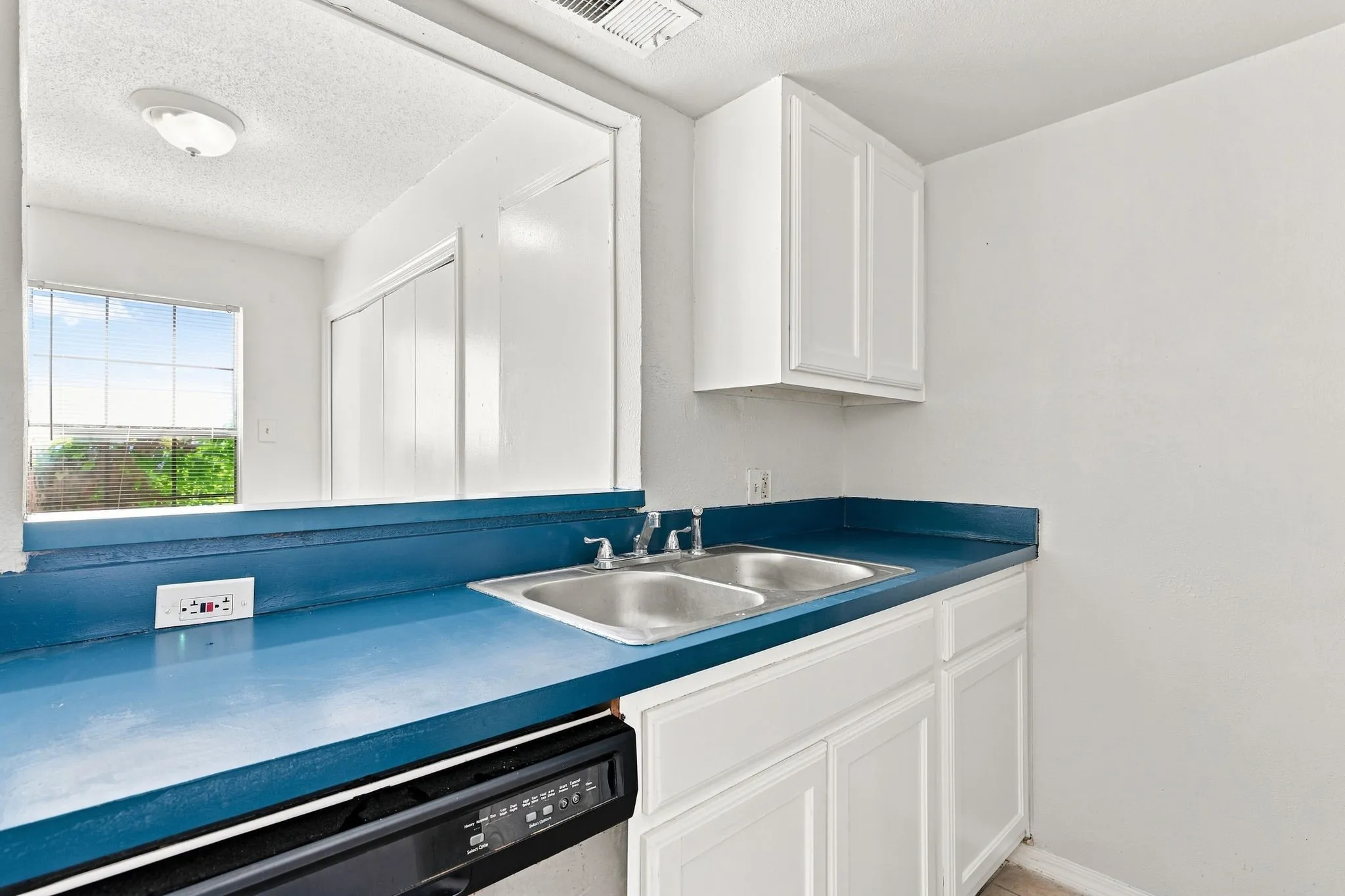 Vacant Unit 13 – Kitchen, Alternate View
