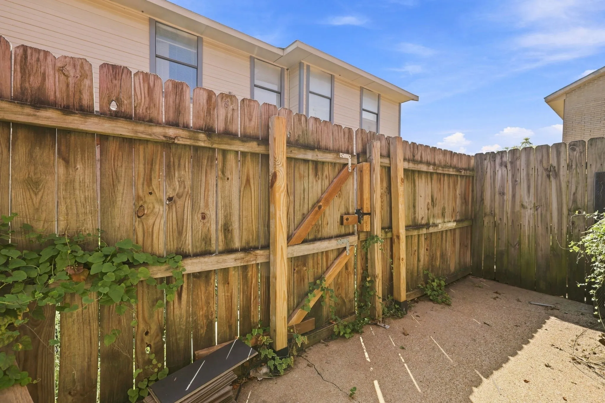 Vacant Unit 13 – Fenced Patio