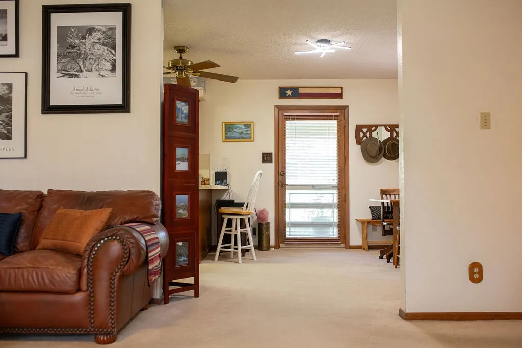 Single Family Residence For Sale in Gillespie County , 1021 Avenue B, Fredericksburg, Texas 78624, 2 Bedroom, 2 Bathroom, 2 Garage spaces, 1,379 Sqft, built in 1984, mls#21363198, Real Estate Agent in Fredericksburg, Homes For Sale in Gillespie county, Homes For Sale in Fredericksburg, Realtor in Fredericksburg Texas, Real Estate Brokerage Independent Realty Texas, Luminita Cordes Realtor