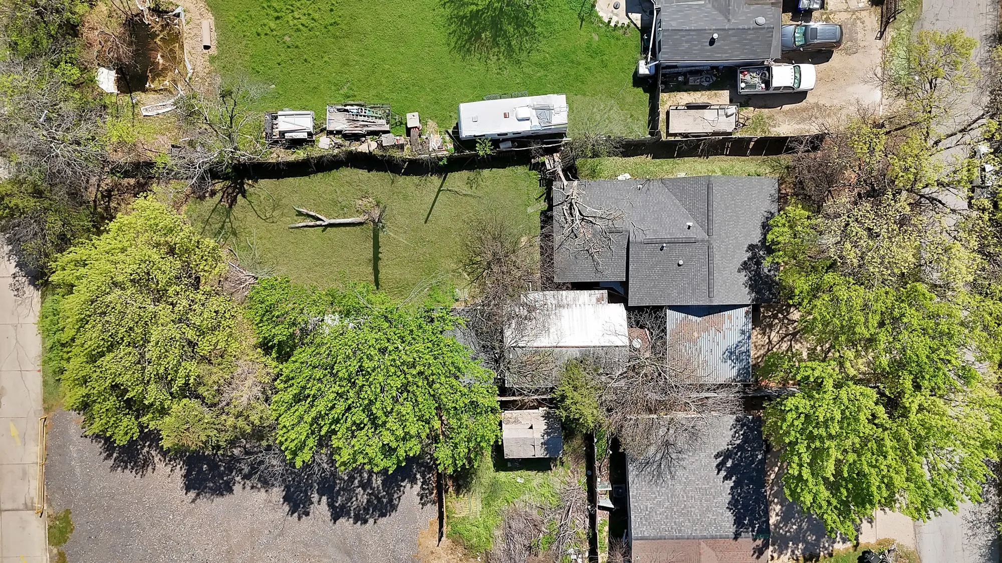 Single Family Residence For Sale in Dallas County , 1508 Betty Ann Lane, Balch Springs, Texas 75180, 2 Bedroom, 1 Bathroom, Garage spaces, 1,180 Sqft, built in 1950, mls#21368115, Real Estate Agent in Balch Springs, Homes For Sale in Dallas county, Homes For Sale in Balch Springs, Realtor in Balch Springs Texas, Real Estate Brokerage Independent Realty Texas, Luminita Cordes Realtor