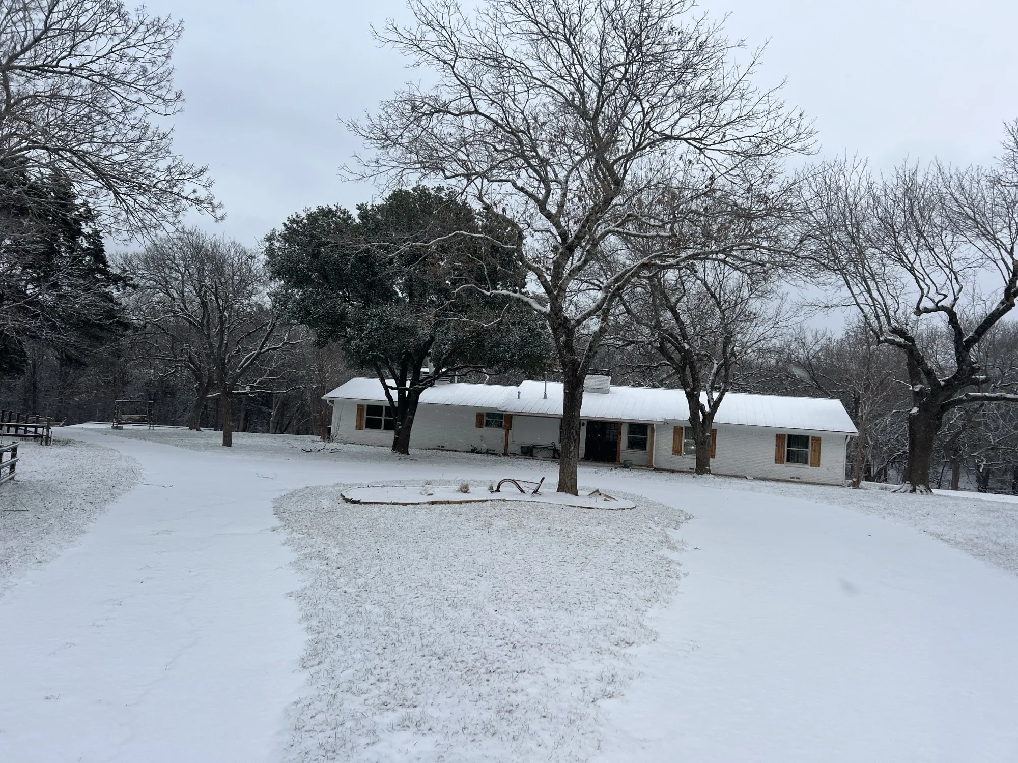 Ranch For Sale in Ellis County , 5899 Cedar Ridge Drive, Ovilla, Texas 76065, 0, 0, Garage spaces, 0 Sqft, built in 1969, mls#21306010, Real Estate Agent in Ovilla, Homes For Sale in Ellis county, Homes For Sale in Ovilla, Realtor in Ovilla Texas, Real Estate Brokerage Independent Realty Texas, Luminita Cordes Realtor