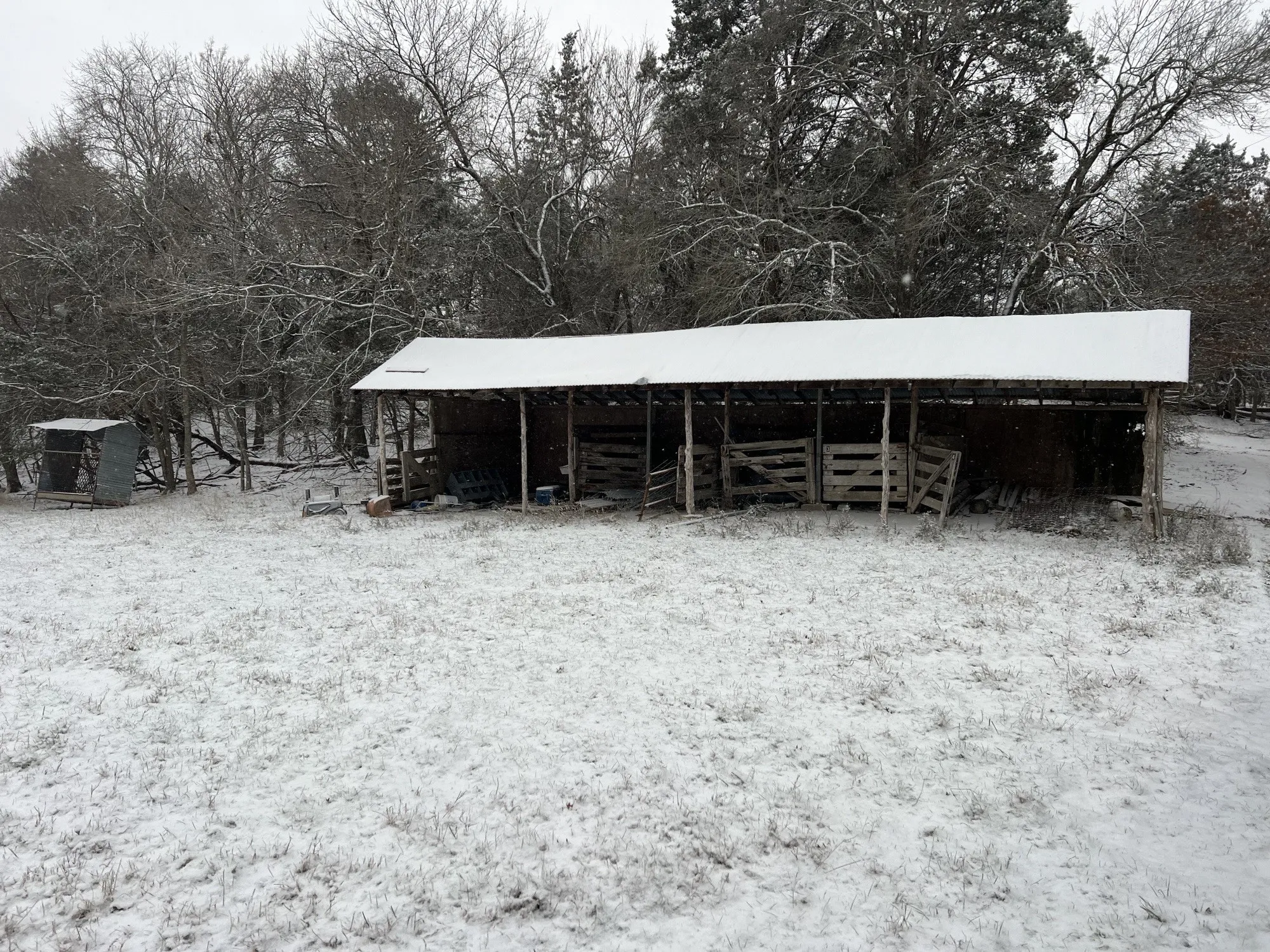 Ranch For Sale in Ellis County , 5899 Cedar Ridge Drive, Ovilla, Texas 76065, 0, 0, Garage spaces, 0 Sqft, built in 1969, mls#21306010, Real Estate Agent in Ovilla, Homes For Sale in Ellis county, Homes For Sale in Ovilla, Realtor in Ovilla Texas, Real Estate Brokerage Independent Realty Texas, Luminita Cordes Realtor