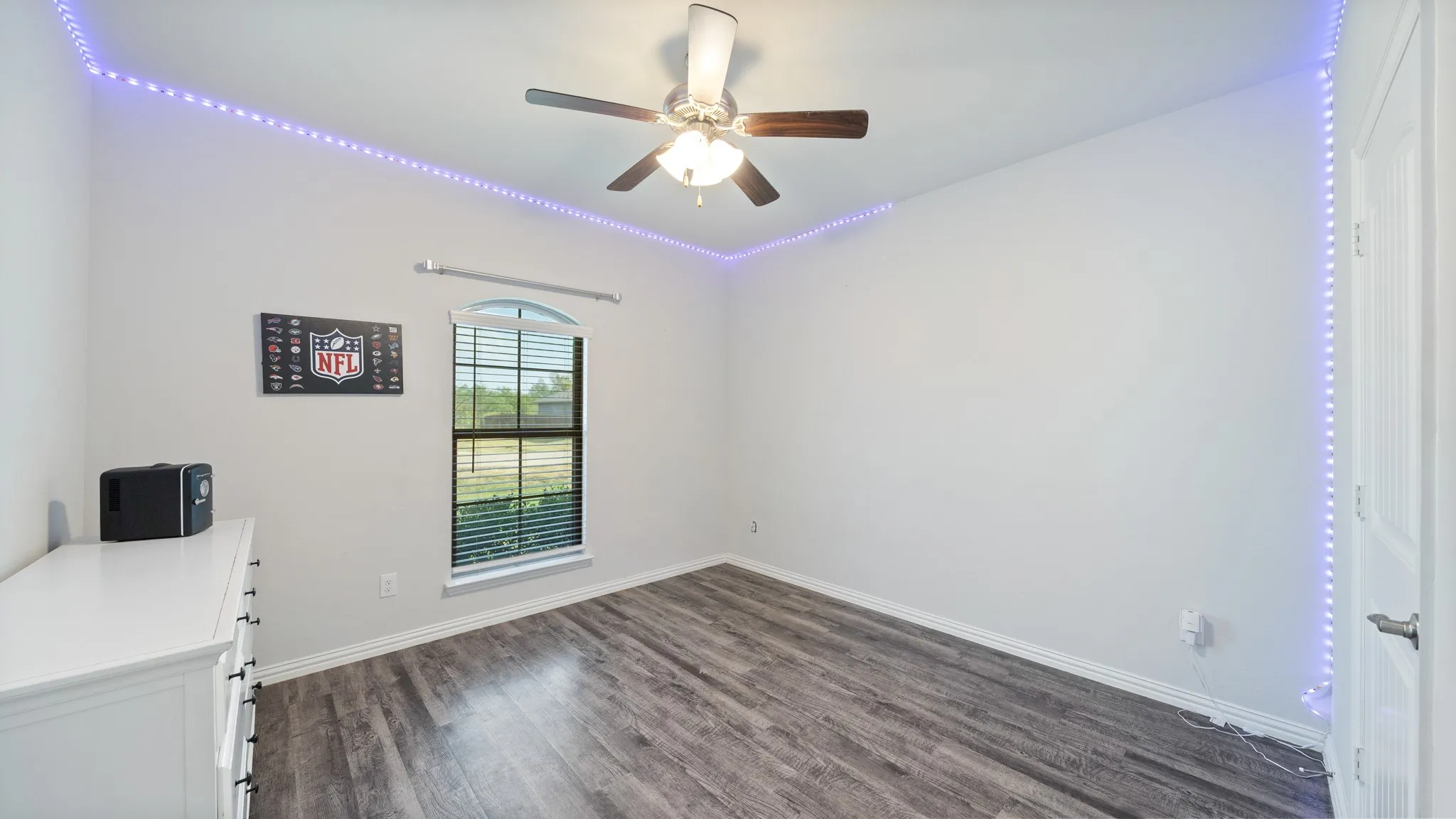 Single Family Residence For Sale in Henderson County , 121 Willowbend Loop, Mabank, Texas 75147, 4 Bedroom, 2 Bathroom, 2 Garage spaces, 1,620 Sqft, built in 2020, mls#21345974, Real Estate Agent in Mabank, Homes For Sale in Henderson county, Homes For Sale in Mabank, Realtor in Mabank Texas, Real Estate Brokerage Independent Realty Texas, Luminita Cordes Realtor