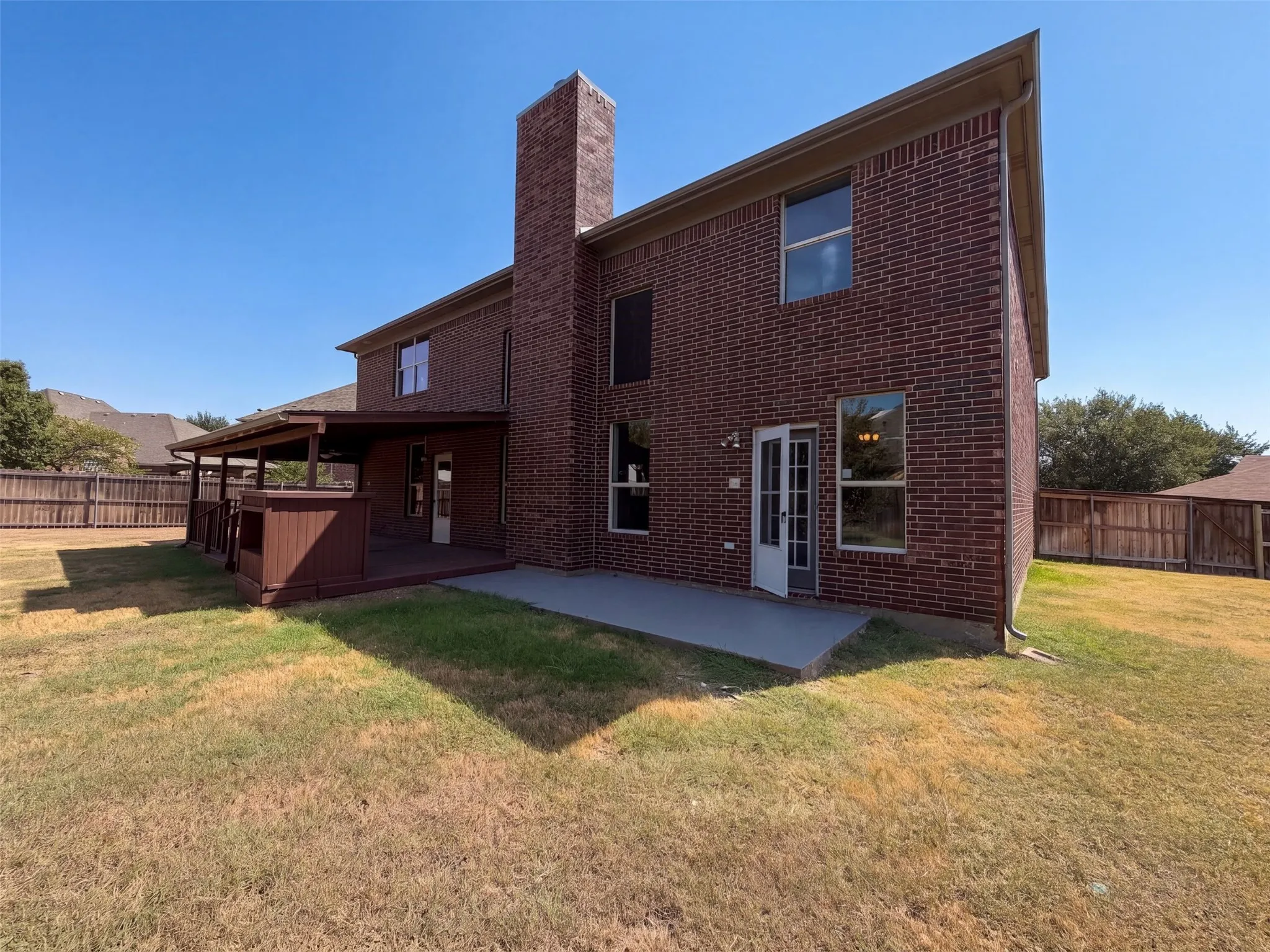 Single Family Residence For Sale in Dallas County , 1402 Stone Oak Court, Cedar Hill, Texas 75104, 4 Bedroom, 4 Bathroom, 3 Garage spaces, 3,658 Sqft, built in 2004, mls#21368117, Real Estate Agent in Cedar Hill, Homes For Sale in Dallas county, Homes For Sale in Cedar Hill, Realtor in Cedar Hill Texas, Real Estate Brokerage Independent Realty Texas, Luminita Cordes Realtor