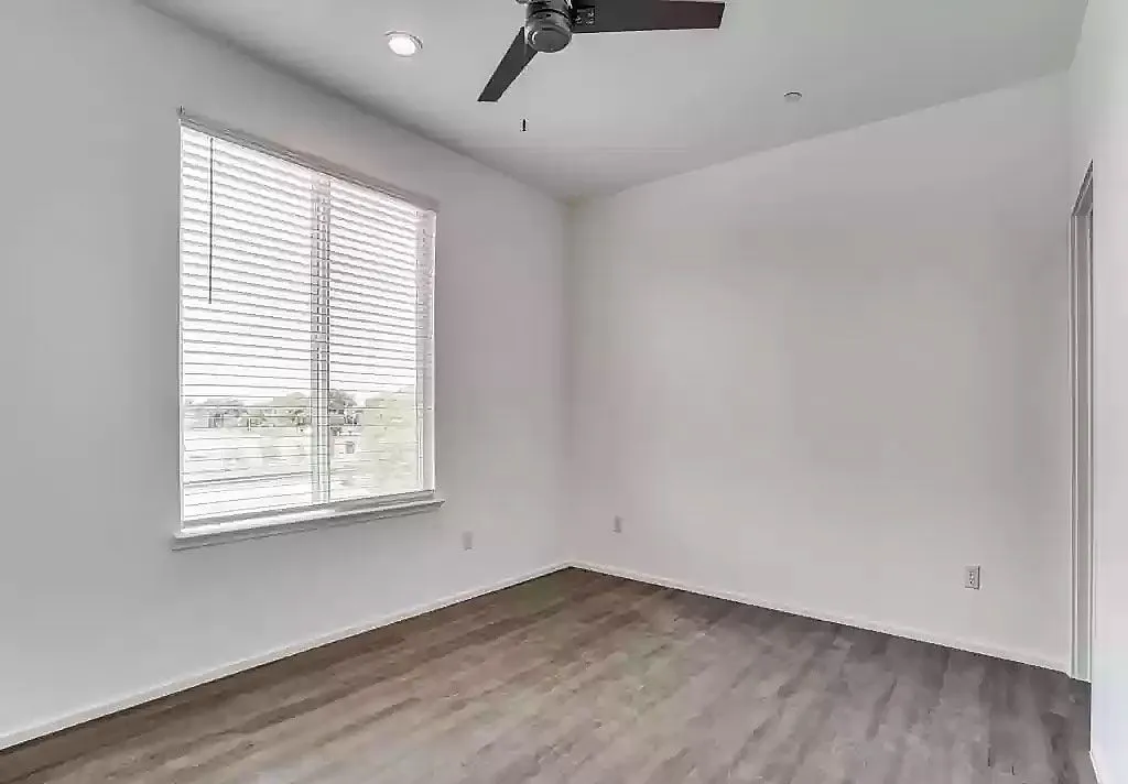 Apartment For Rent in Dallas County , 3275 Dallas Street 205, Dallas, Texas 75210, 1 Bedroom, 1 Bathroom, Garage spaces, 760 Sqft, built in 2020, mls#21368135, Real Estate Agent in Dallas, Homes For Rent in Dallas county, Homes For Rent in Dallas, Realtor in Dallas Texas, Real Estate Brokerage Independent Realty Texas, Luminita Cordes Realtor
