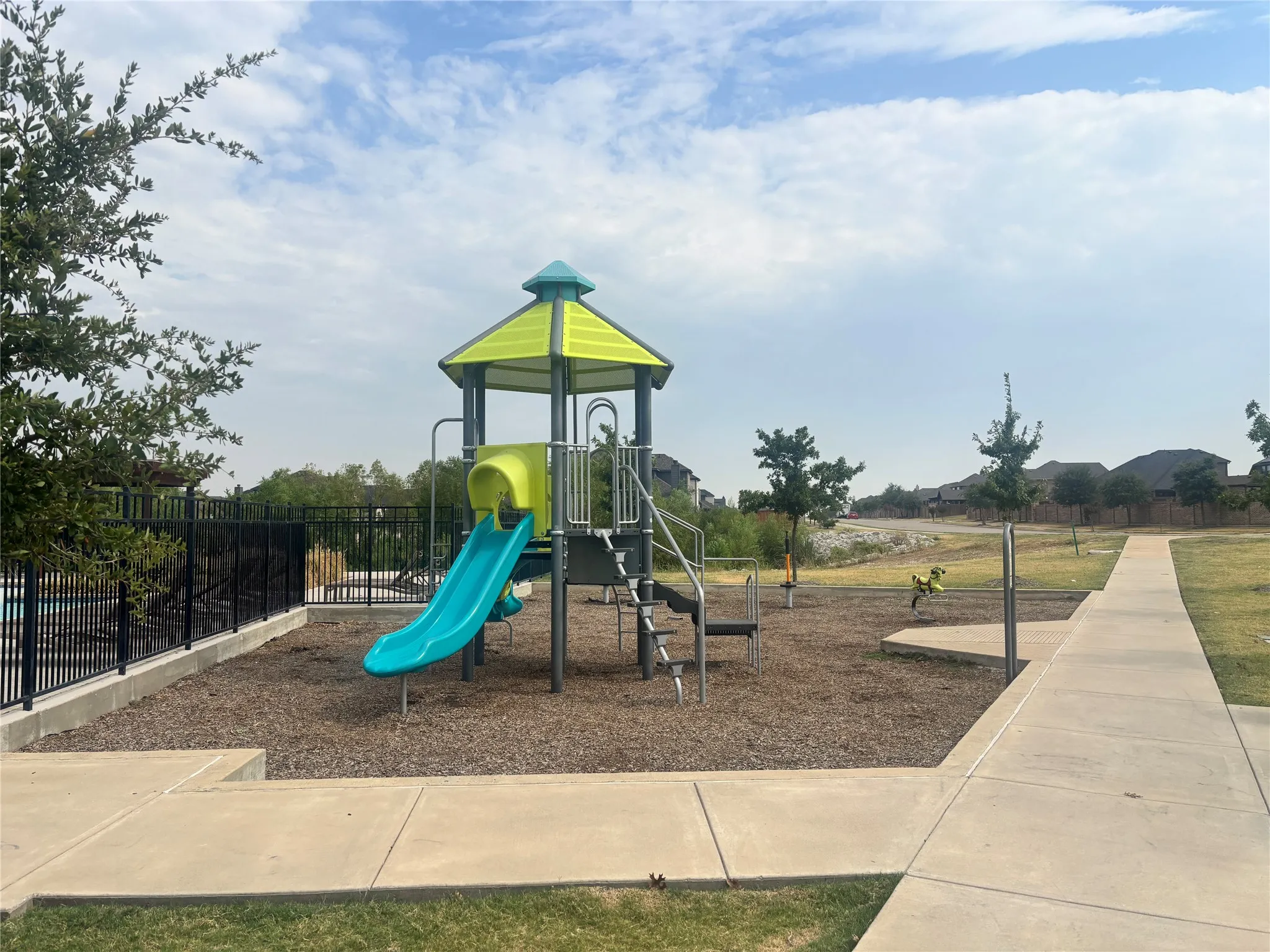 Single Family Residence For Sale in Ellis County , 395 Teton Street, Waxahachie, Texas 75165, 5 Bedroom, 4 Bathroom, 2 Garage spaces, 3,556 Sqft, built in 2022, mls#21360888, Real Estate Agent in Waxahachie, Homes For Sale in Ellis county, Homes For Sale in Waxahachie, Realtor in Waxahachie Texas, Real Estate Brokerage Independent Realty Texas, Luminita Cordes Realtor
