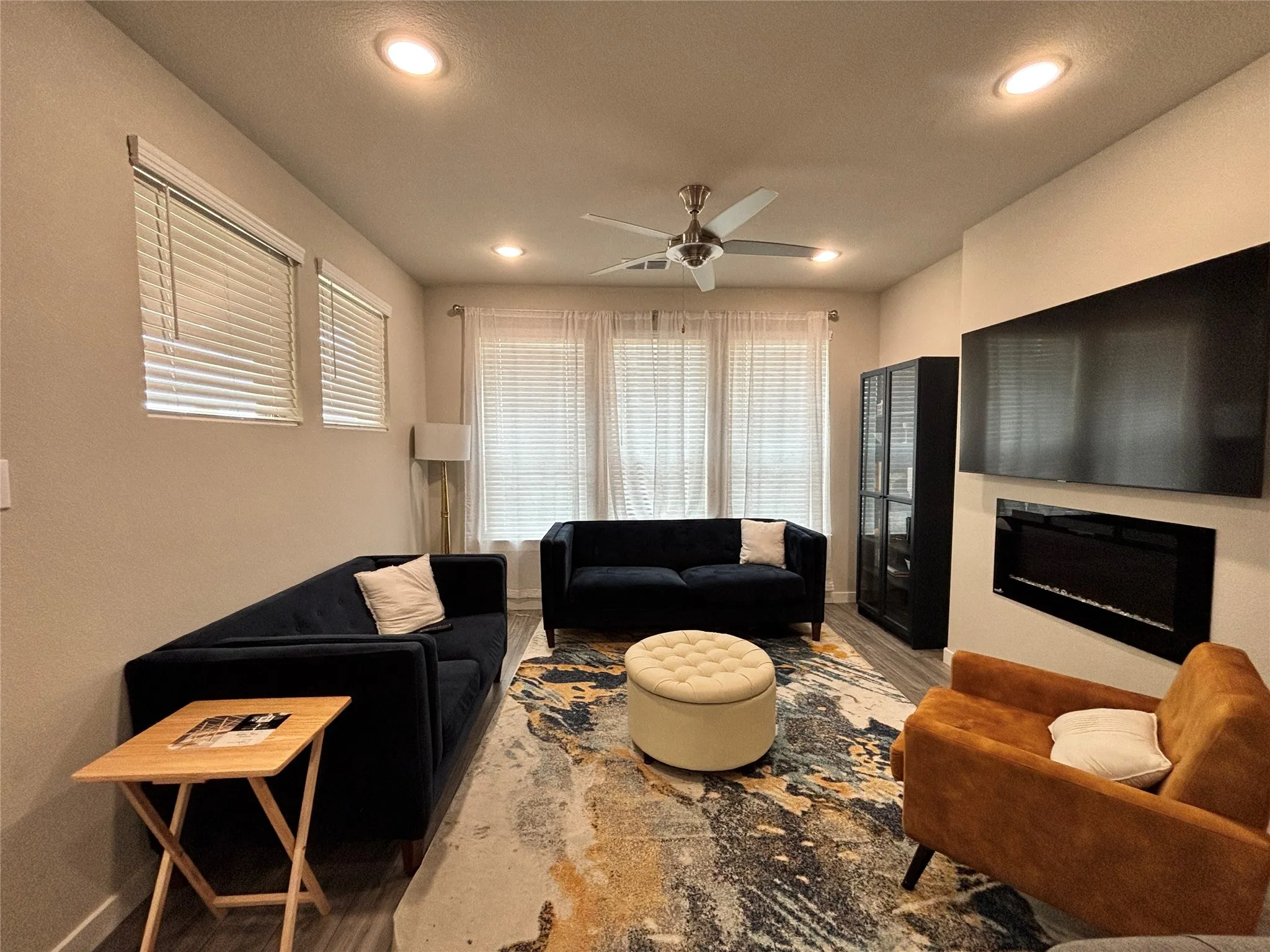 Single Family Residence For Sale in Ellis County , 395 Teton Street, Waxahachie, Texas 75165, 5 Bedroom, 4 Bathroom, 2 Garage spaces, 3,556 Sqft, built in 2022, mls#21360888, Real Estate Agent in Waxahachie, Homes For Sale in Ellis county, Homes For Sale in Waxahachie, Realtor in Waxahachie Texas, Real Estate Brokerage Independent Realty Texas, Luminita Cordes Realtor