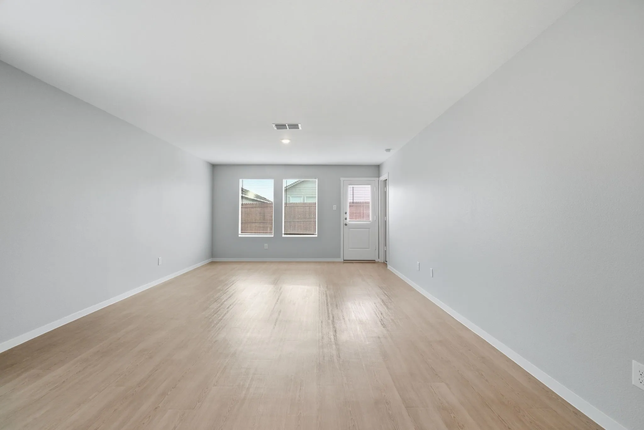 Single Family Residence For Sale in Dallas County , 225 Poplar Place, Wilmer, Texas 75172, 3 Bedroom, 2 Bathroom, 2 Garage spaces, 1,400 Sqft, built in 2025, mls#21366340, Real Estate Agent in Wilmer, Homes For Sale in Dallas county, Homes For Sale in Wilmer, Realtor in Wilmer Texas, Real Estate Brokerage Independent Realty Texas, Luminita Cordes Realtor