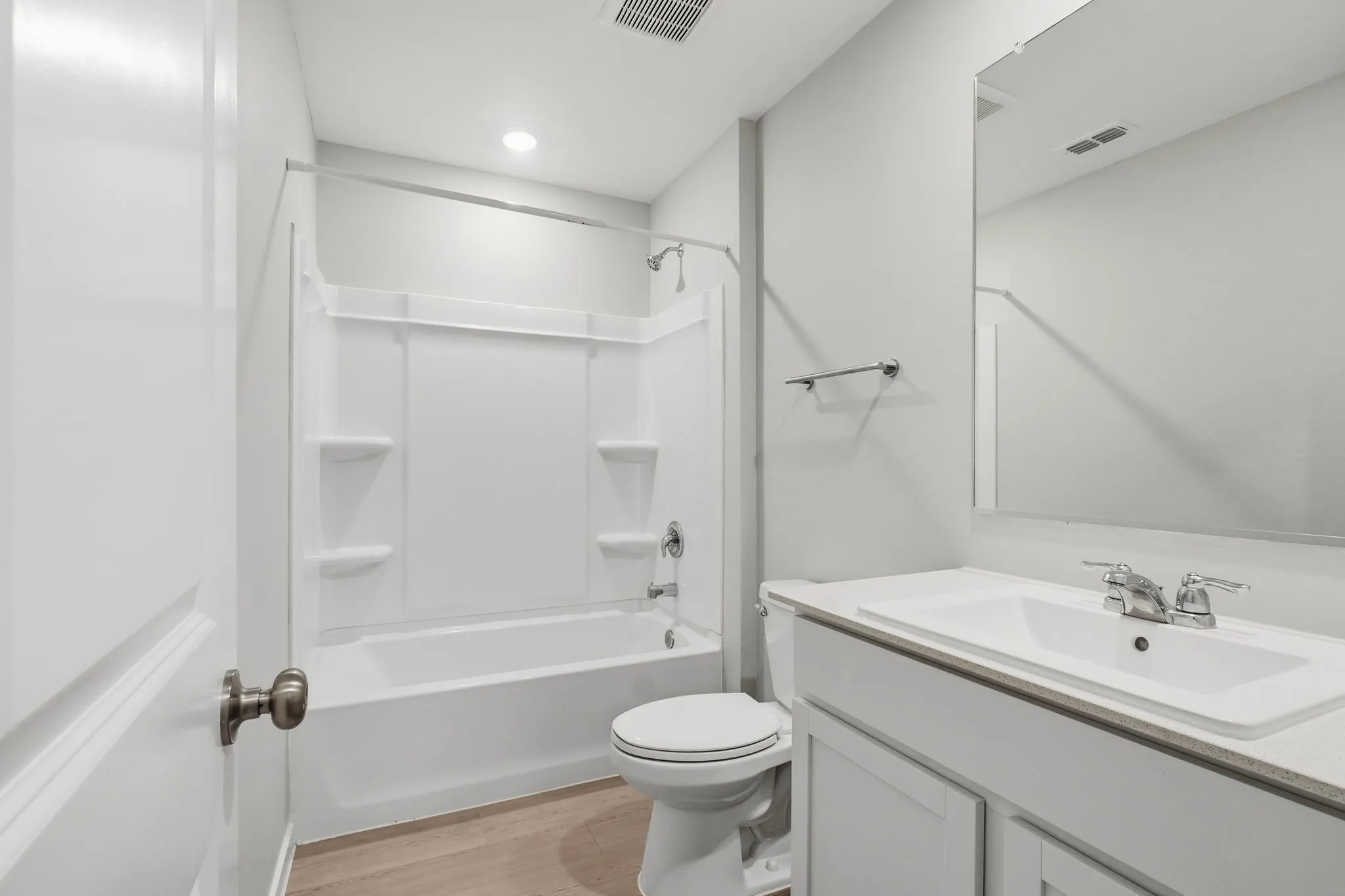 Single Family Residence For Sale in Dallas County , 225 Poplar Place, Wilmer, Texas 75172, 3 Bedroom, 2 Bathroom, 2 Garage spaces, 1,400 Sqft, built in 2025, mls#21366340, Real Estate Agent in Wilmer, Homes For Sale in Dallas county, Homes For Sale in Wilmer, Realtor in Wilmer Texas, Real Estate Brokerage Independent Realty Texas, Luminita Cordes Realtor