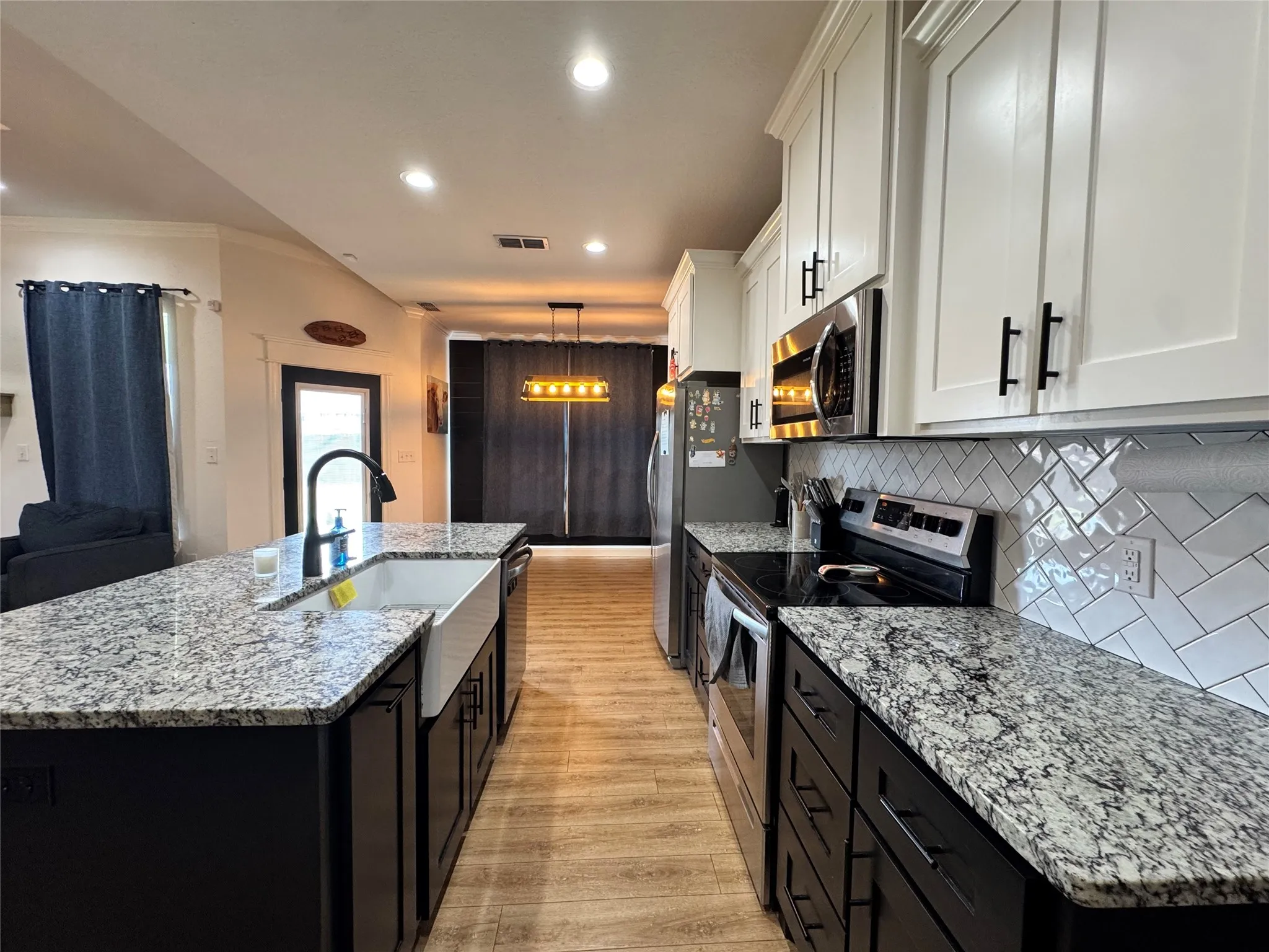 Single Family Residence For Sale in Taylor County , 7402 Big Country Way, Abilene, Texas 79602, 3 Bedroom, 2 Bathroom, 2 Garage spaces, 1,763 Sqft, built in 2020, mls#21367661, Real Estate Agent in Abilene, Homes For Sale in Taylor county, Homes For Sale in Abilene, Realtor in Abilene Texas, Real Estate Brokerage Independent Realty Texas, Luminita Cordes Realtor