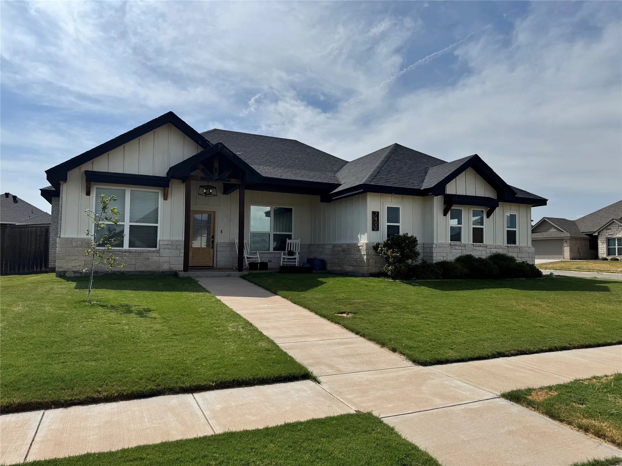 Single Family Residence For Sale in Taylor County , 7402 Big Country Way, Abilene, Texas 79602, 3 Bedroom, 2 Bathroom, 2 Garage spaces, 1,763 Sqft, built in 2020, mls#21367661, Real Estate Agent in Abilene, Homes For Sale in Taylor county, Homes For Sale in Abilene, Realtor in Abilene Texas, Real Estate Brokerage Independent Realty Texas, Luminita Cordes Realtor