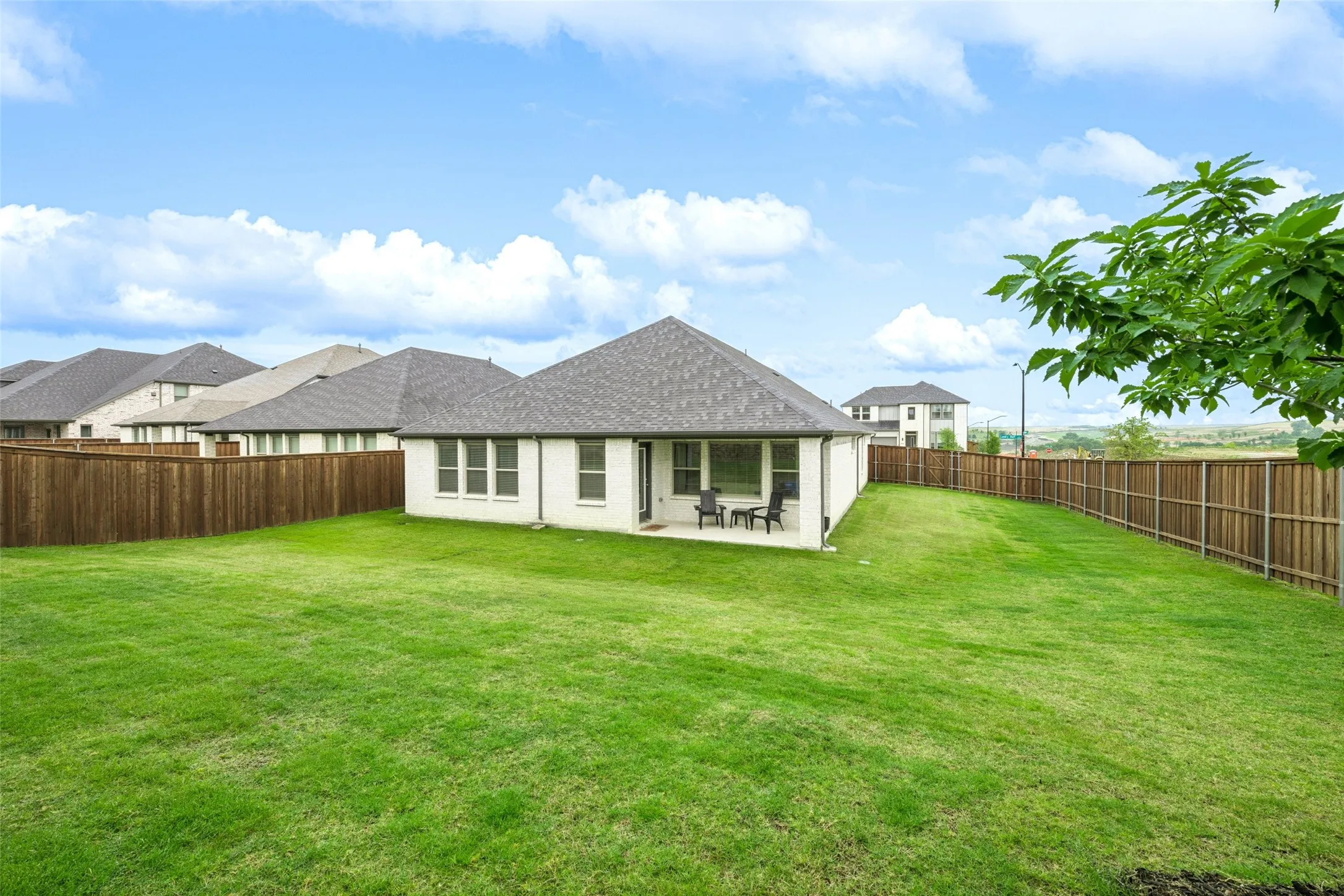 Single Family Residence For Sale in Tarrant County , 10544 Landry Bluff Lane, Fort Worth, Texas 76126, 4 Bedroom, 3 Bathroom, 2 Garage spaces, 2,185 Sqft, built in 2024, mls#21367803, Real Estate Agent in Fort Worth, Homes For Sale in Tarrant county, Homes For Sale in Fort Worth, Realtor in Fort Worth Texas, Real Estate Brokerage Independent Realty Texas, Luminita Cordes Realtor