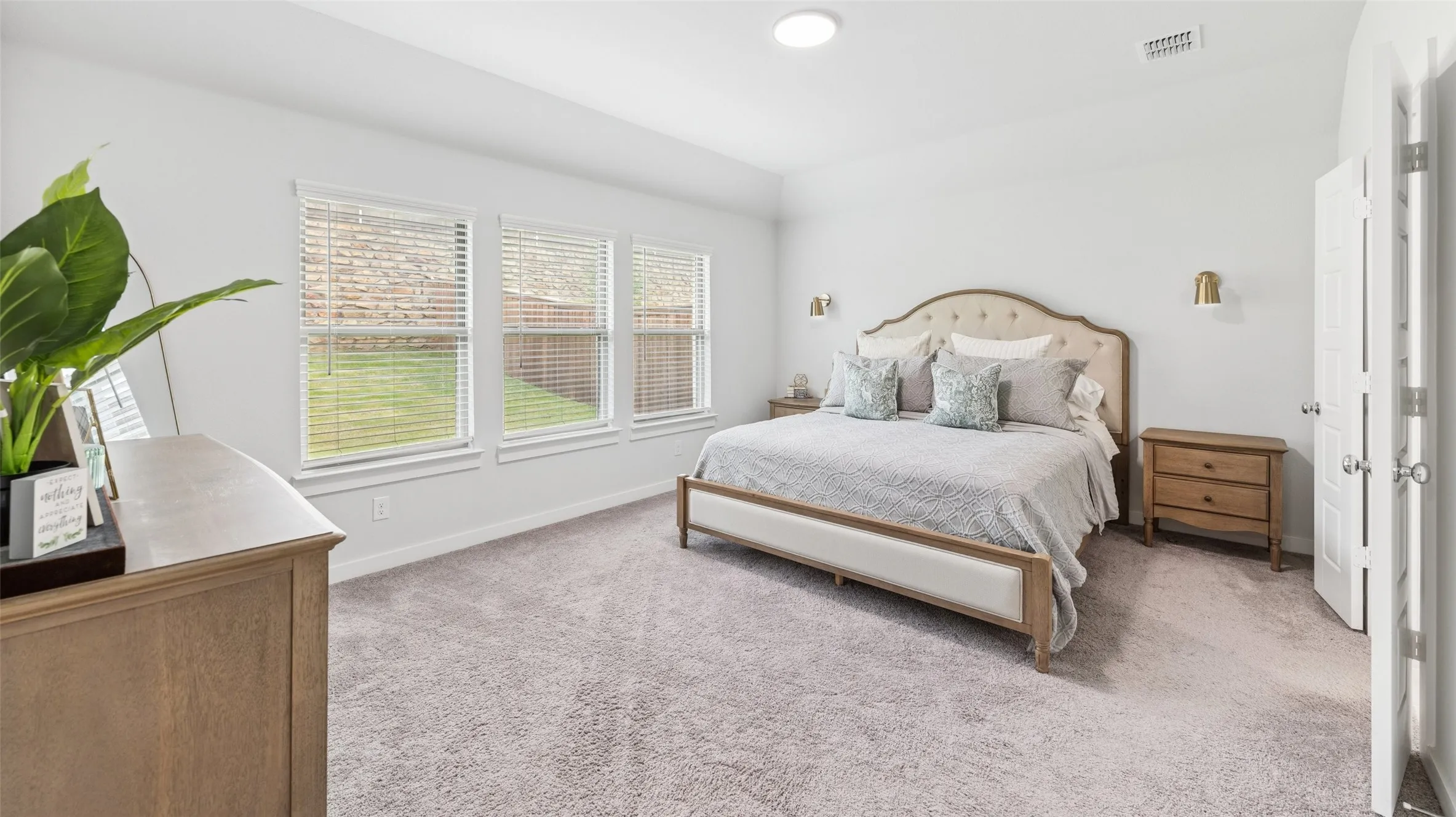 Single Family Residence For Sale in Tarrant County , 10544 Landry Bluff Lane, Fort Worth, Texas 76126, 4 Bedroom, 3 Bathroom, 2 Garage spaces, 2,185 Sqft, built in 2024, mls#21367803, Real Estate Agent in Fort Worth, Homes For Sale in Tarrant county, Homes For Sale in Fort Worth, Realtor in Fort Worth Texas, Real Estate Brokerage Independent Realty Texas, Luminita Cordes Realtor