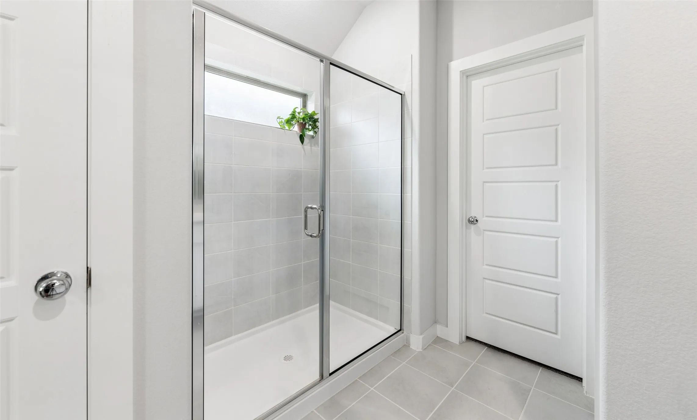 Single Family Residence For Sale in Tarrant County , 10544 Landry Bluff Lane, Fort Worth, Texas 76126, 4 Bedroom, 3 Bathroom, 2 Garage spaces, 2,185 Sqft, built in 2024, mls#21367803, Real Estate Agent in Fort Worth, Homes For Sale in Tarrant county, Homes For Sale in Fort Worth, Realtor in Fort Worth Texas, Real Estate Brokerage Independent Realty Texas, Luminita Cordes Realtor