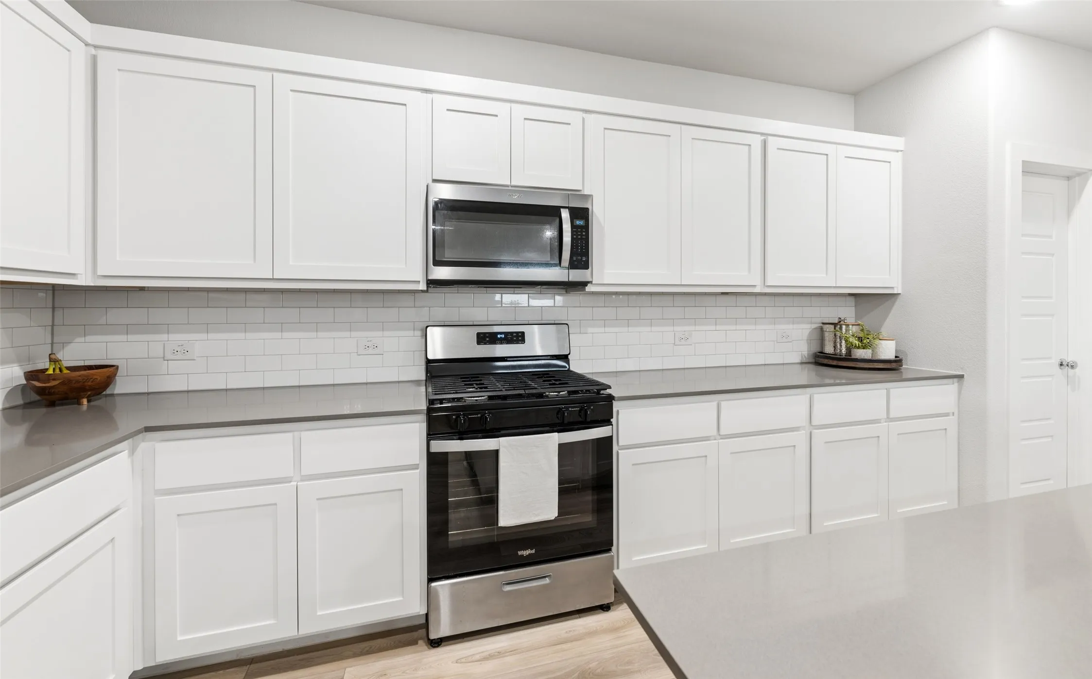 Single Family Residence For Sale in Tarrant County , 10544 Landry Bluff Lane, Fort Worth, Texas 76126, 4 Bedroom, 3 Bathroom, 2 Garage spaces, 2,185 Sqft, built in 2024, mls#21367803, Real Estate Agent in Fort Worth, Homes For Sale in Tarrant county, Homes For Sale in Fort Worth, Realtor in Fort Worth Texas, Real Estate Brokerage Independent Realty Texas, Luminita Cordes Realtor