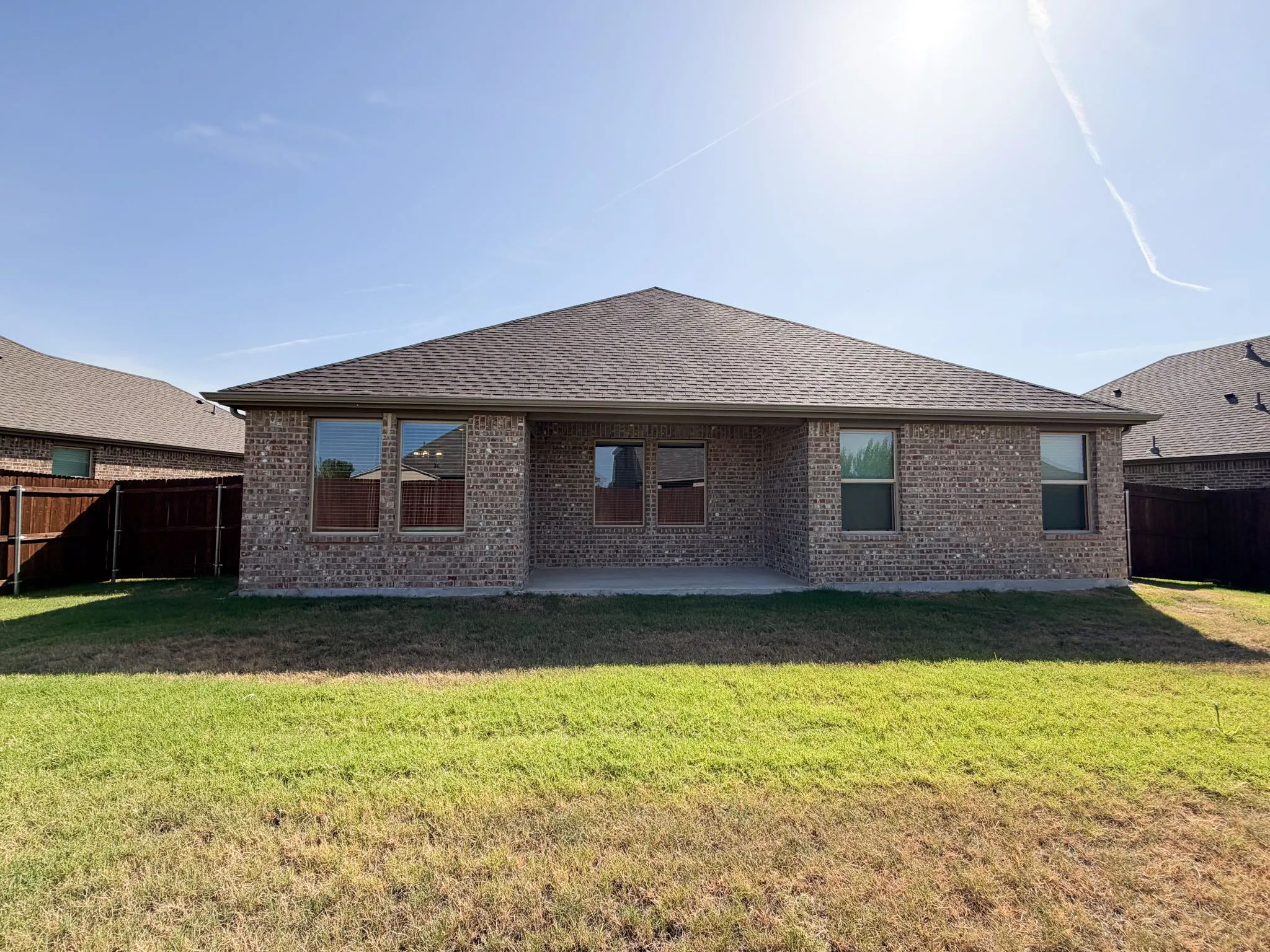 Single Family Residence For Rent in Ellis County , 369 Thoroughbred Street, Waxahachie, Texas 75165, 3 Bedroom, 2 Bathroom, Garage spaces, 1,450 Sqft, built in 2025, mls#21368143, Real Estate Agent in Waxahachie, Homes For Rent in Ellis county, Homes For Rent in Waxahachie, Realtor in Waxahachie Texas, Real Estate Brokerage Independent Realty Texas, Luminita Cordes Realtor