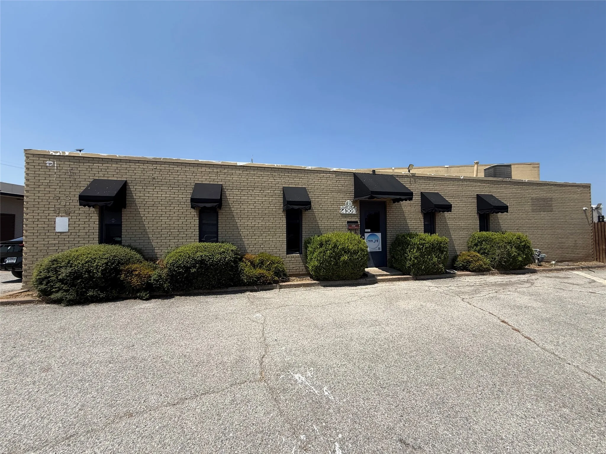 Warehouse For Rent in Dallas County , 4309 Action Street, Garland, Texas 75042, 0, 0, Garage spaces, 0 Sqft, built in 1967, mls#21368035, Real Estate Agent in Garland, Homes For Rent in Dallas county, Homes For Rent in Garland, Realtor in Garland Texas, Real Estate Brokerage Independent Realty Texas, Luminita Cordes Realtor