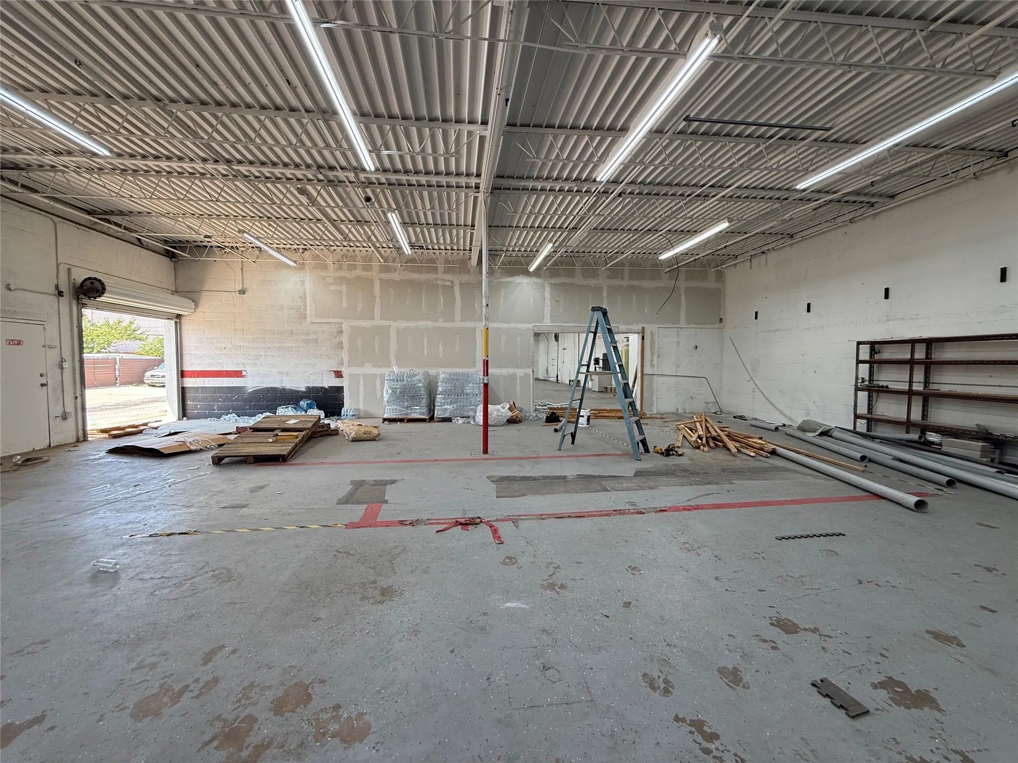 Warehouse For Rent in Dallas County , 4309 Action Street, Garland, Texas 75042, 0, 0, Garage spaces, 0 Sqft, built in 1967, mls#21368035, Real Estate Agent in Garland, Homes For Rent in Dallas county, Homes For Rent in Garland, Realtor in Garland Texas, Real Estate Brokerage Independent Realty Texas, Luminita Cordes Realtor