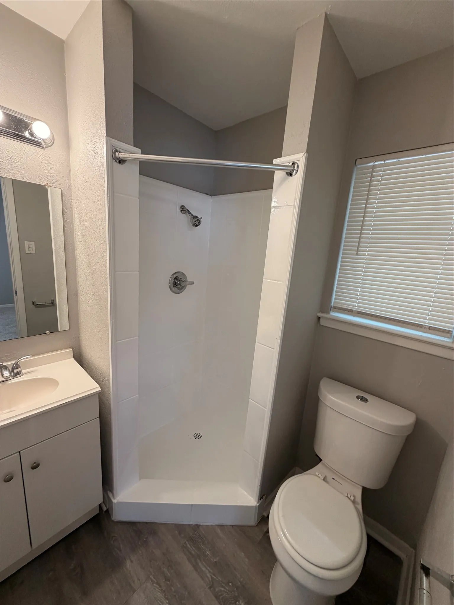 Single Family Residence For Rent in Tarrant County , 6541 Avalon, Watauga, Texas 76148, 3 Bedroom, 2 Bathroom, 1 Garage spaces, 1,549 Sqft, built in 1961, mls#21368156, Real Estate Agent in Watauga, Homes For Rent in Tarrant county, Homes For Rent in Watauga, Realtor in Watauga Texas, Real Estate Brokerage Independent Realty Texas, Luminita Cordes Realtor