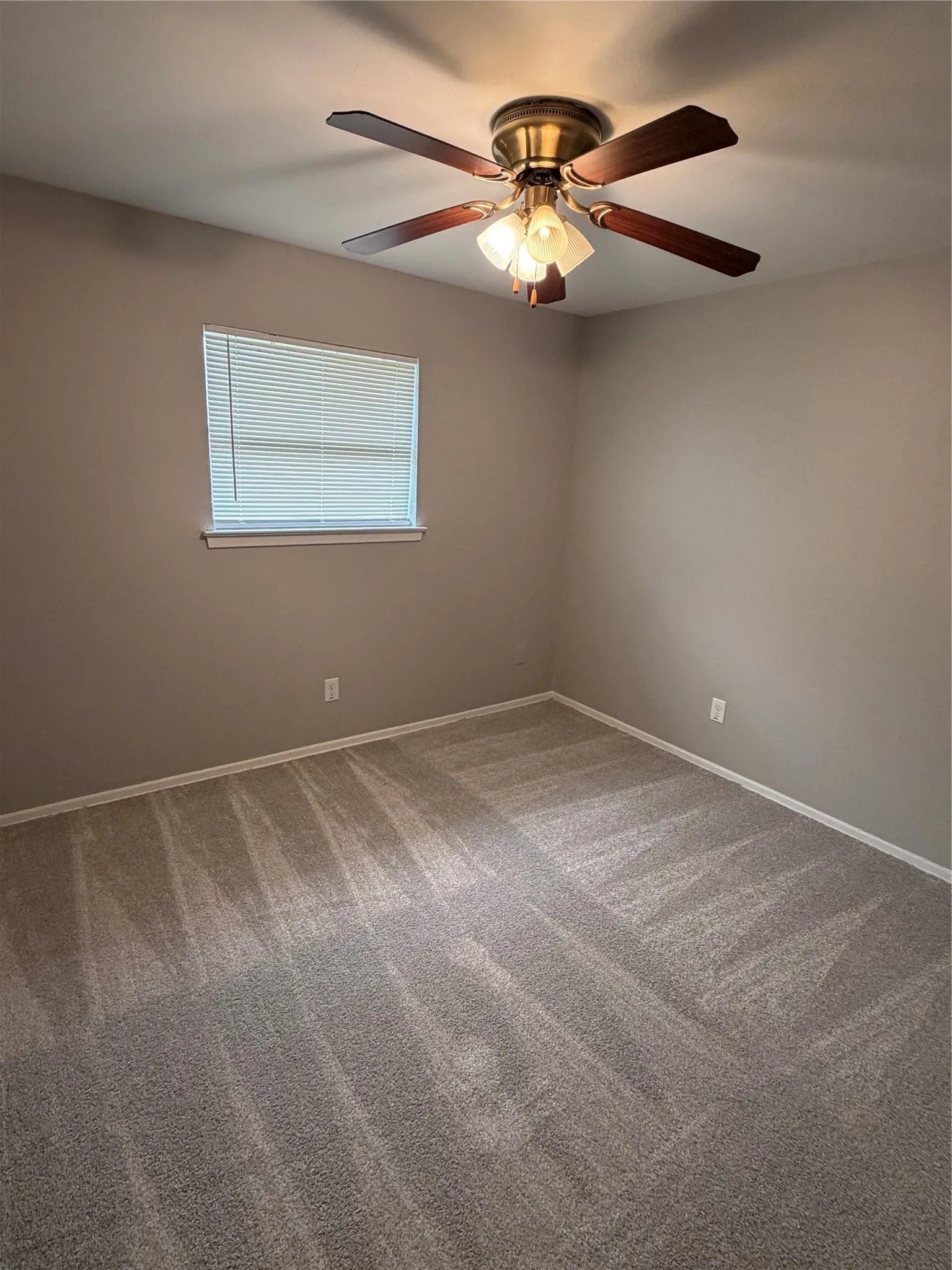 Single Family Residence For Rent in Tarrant County , 6541 Avalon, Watauga, Texas 76148, 3 Bedroom, 2 Bathroom, 1 Garage spaces, 1,549 Sqft, built in 1961, mls#21368156, Real Estate Agent in Watauga, Homes For Rent in Tarrant county, Homes For Rent in Watauga, Realtor in Watauga Texas, Real Estate Brokerage Independent Realty Texas, Luminita Cordes Realtor