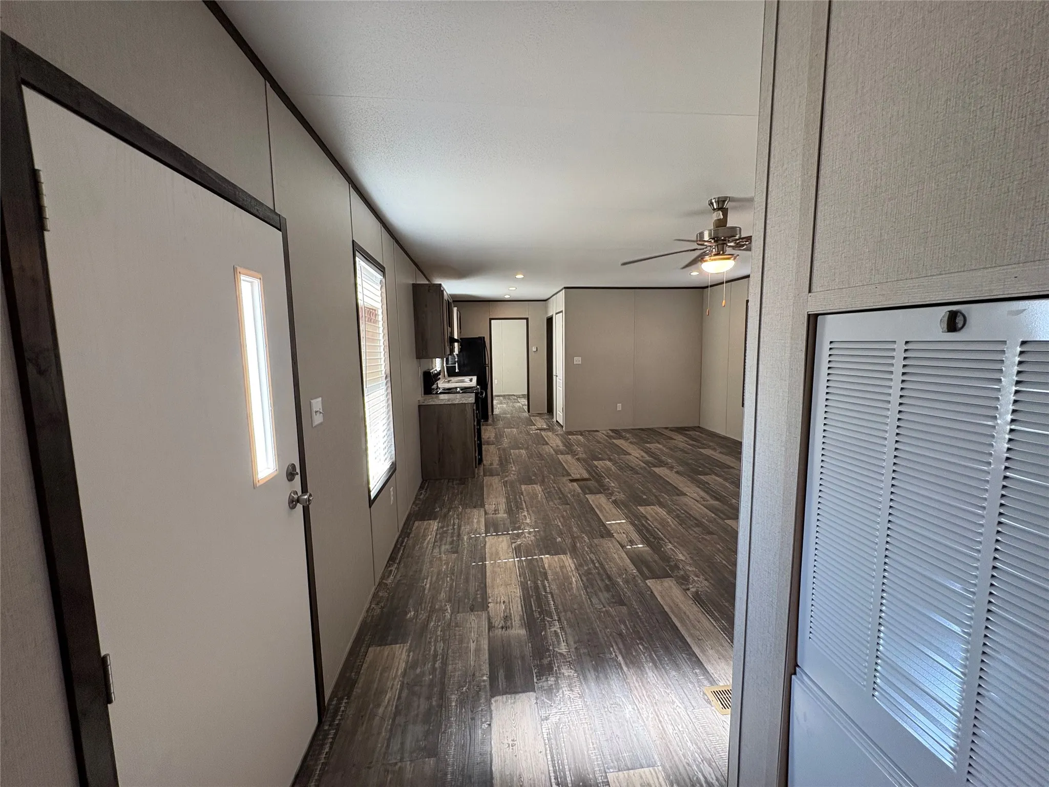 Manufactured Home For Sale in Hood County , 6806 Blue Ridge Road, Weatherford, Texas 76087, 2 Bedroom, 2 Bathroom, Garage spaces, 960 Sqft, built in 2023, mls#21367366, Real Estate Agent in Weatherford, Homes For Sale in Hood county, Homes For Sale in Weatherford, Realtor in Weatherford Texas, Real Estate Brokerage Independent Realty Texas, Luminita Cordes Realtor