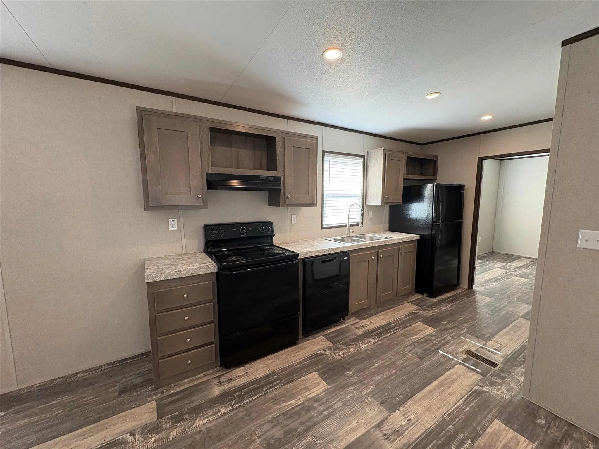 Manufactured Home For Sale in Hood County , 6806 Blue Ridge Road, Weatherford, Texas 76087, 2 Bedroom, 2 Bathroom, Garage spaces, 960 Sqft, built in 2023, mls#21367366, Real Estate Agent in Weatherford, Homes For Sale in Hood county, Homes For Sale in Weatherford, Realtor in Weatherford Texas, Real Estate Brokerage Independent Realty Texas, Luminita Cordes Realtor