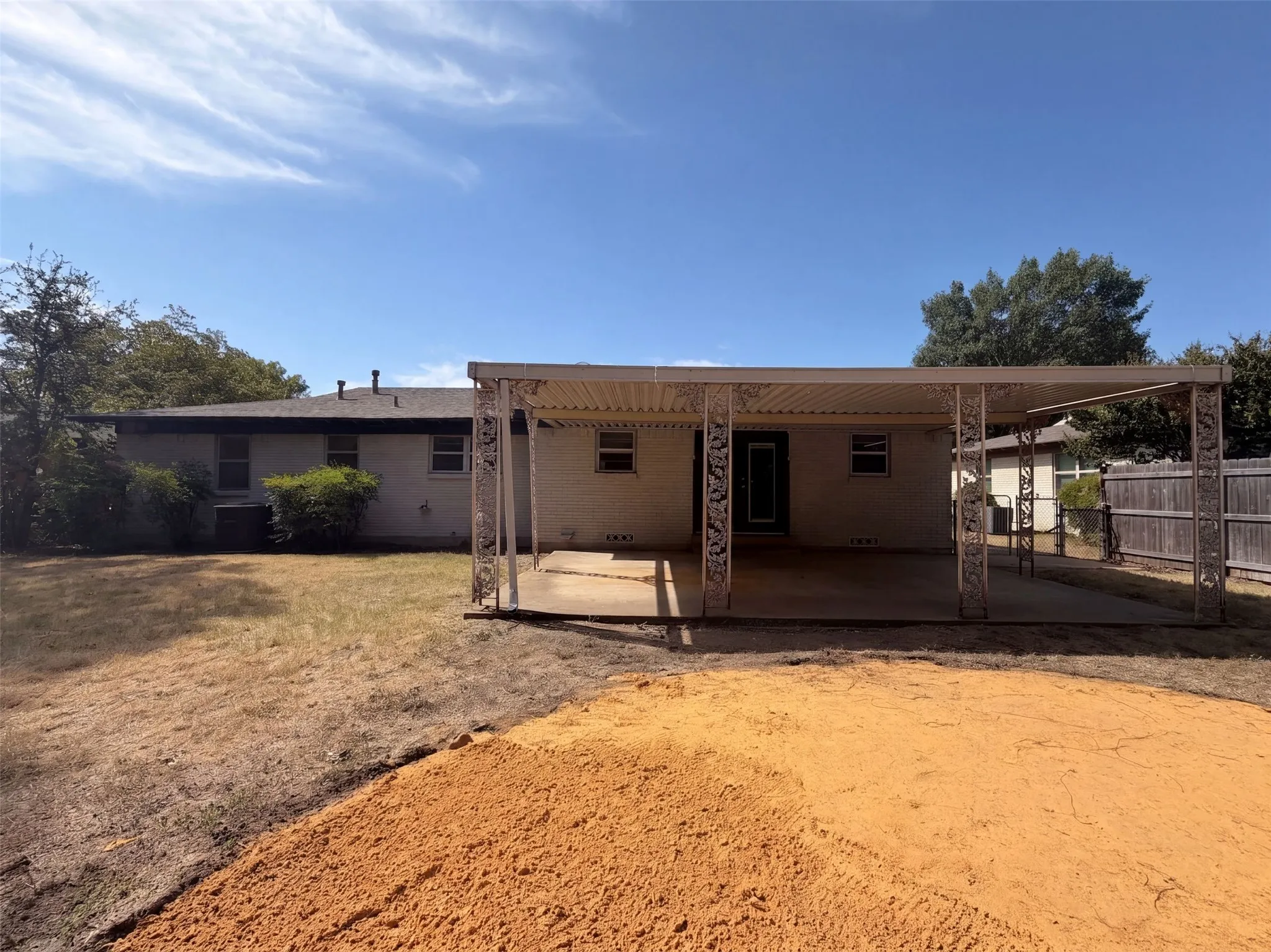 Single Family Residence For Sale in Tarrant County , 5421 Bonnie Wayne Street, Haltom City, Texas 76117, 3 Bedroom, 2 Bathroom, 2 Garage spaces, 1,444 Sqft, built in 1959, mls#21368160, Real Estate Agent in Haltom City, Homes For Sale in Tarrant county, Homes For Sale in Haltom City, Realtor in Haltom City Texas, Real Estate Brokerage Independent Realty Texas, Luminita Cordes Realtor